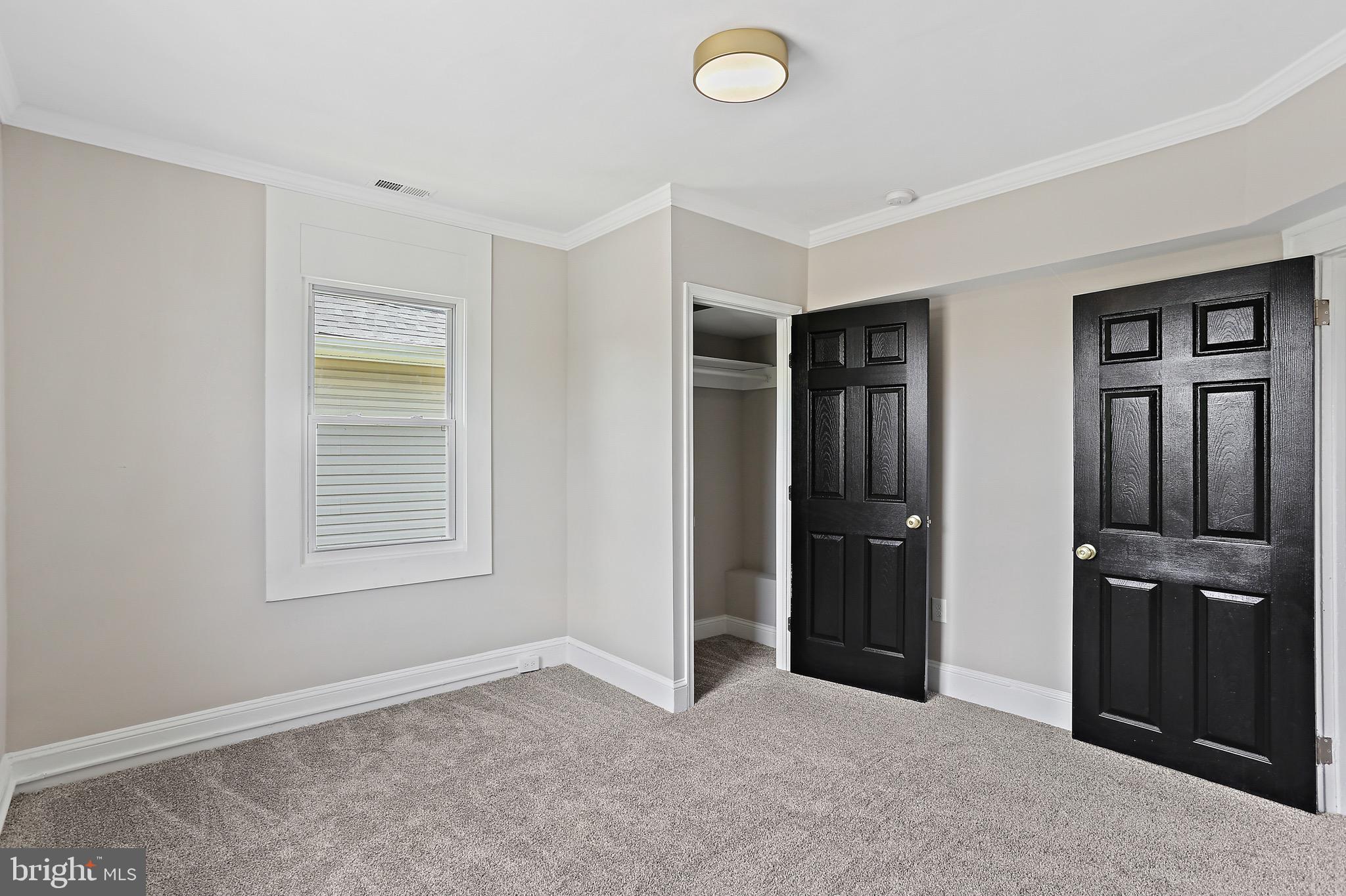 WINSTON GOVANS - Residential