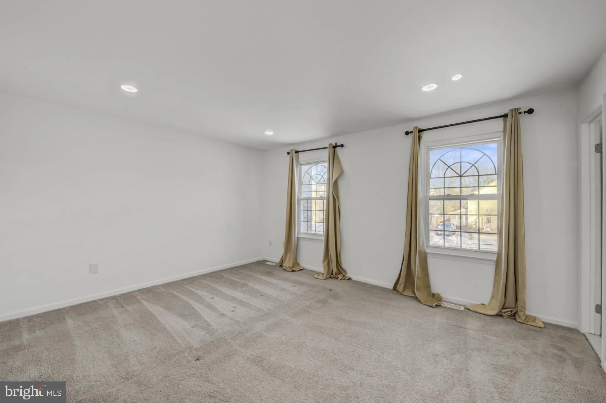 Sicklerville, New Jersey 08081, United States, 3 Bedrooms Bedrooms, ,3 BathroomsBathrooms,Residential,Active,256755