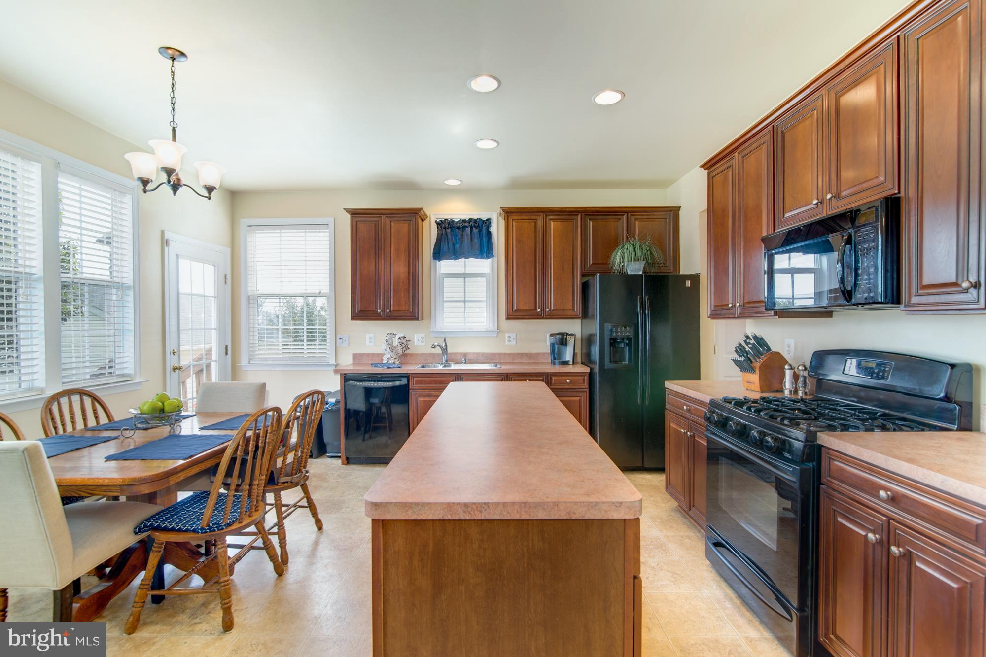 MEADOWS AT MORRIS FARM - Residential