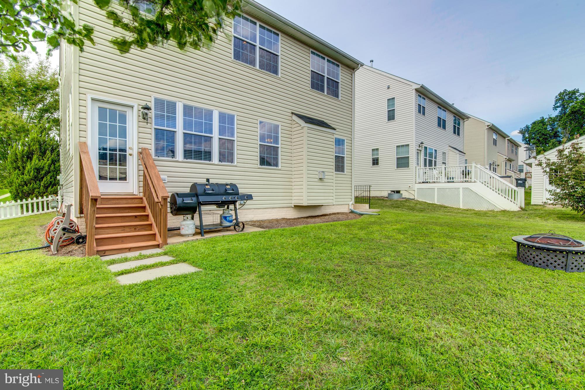 MEADOWS AT MORRIS FARM - Residential