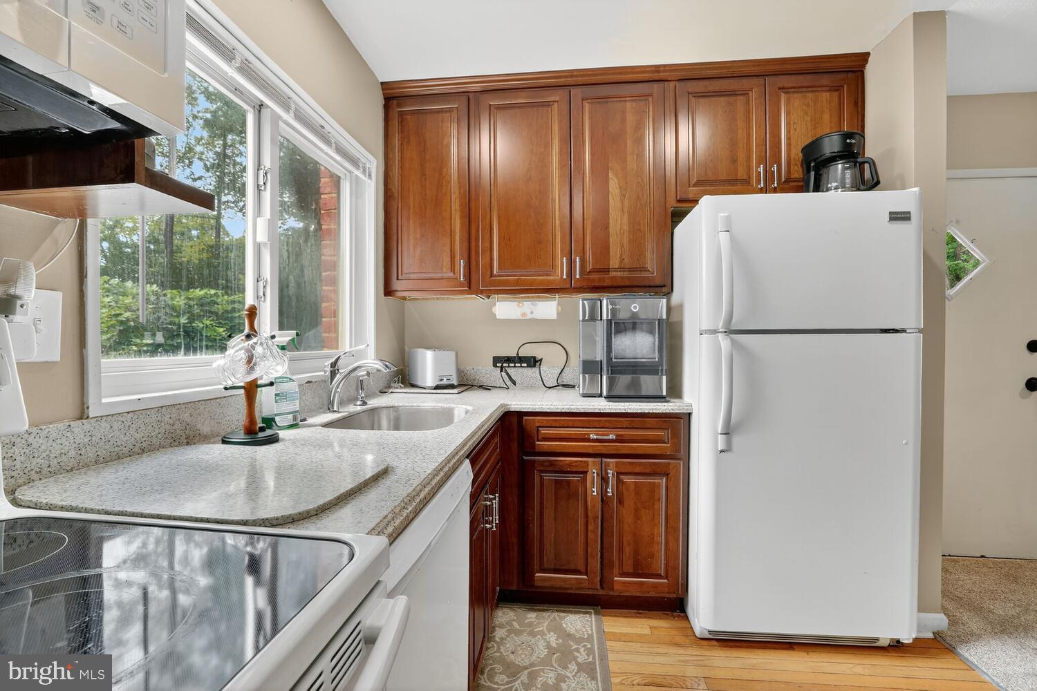 NORTH SPRINGFIELD - Residential