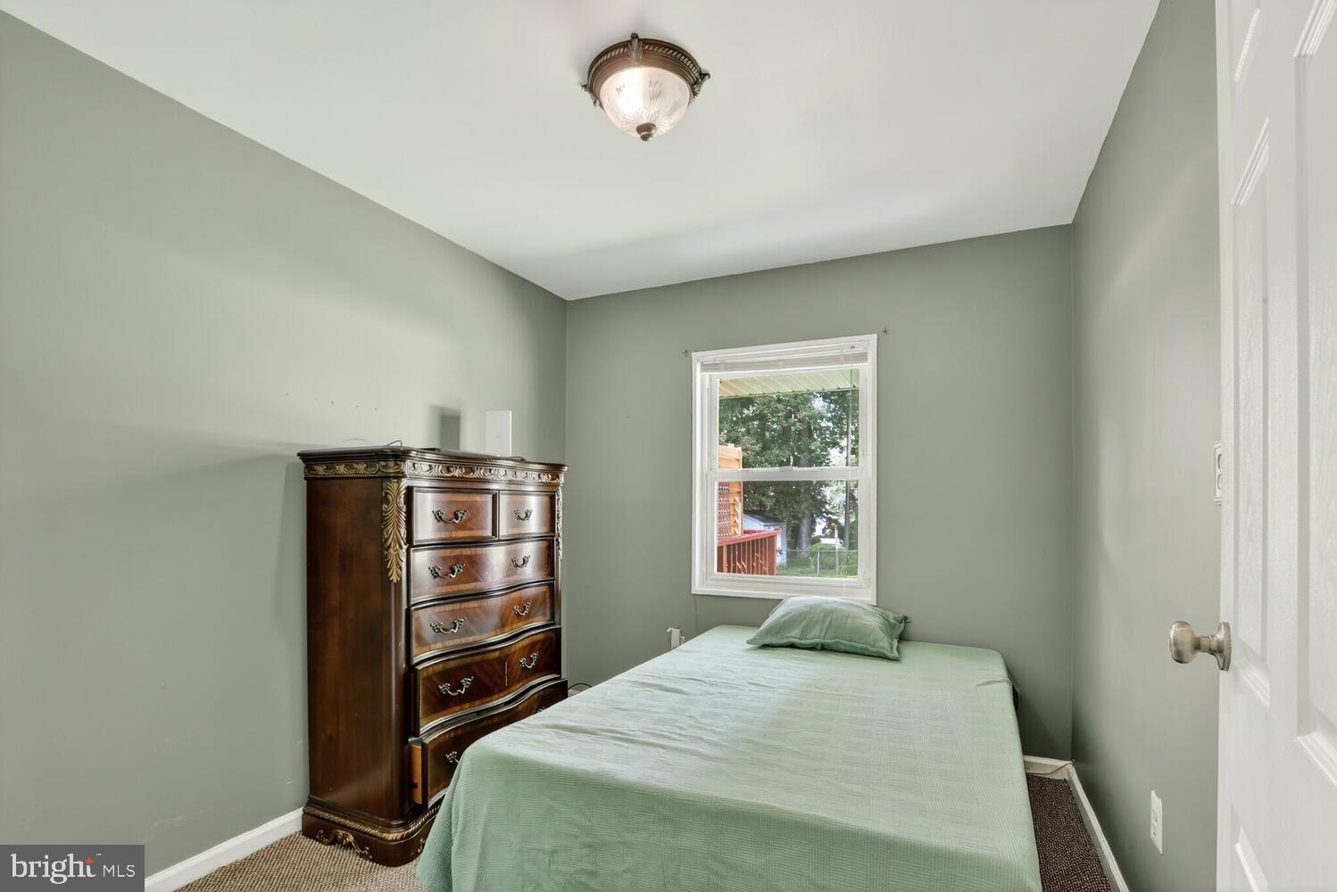 NORTH SPRINGFIELD - Residential