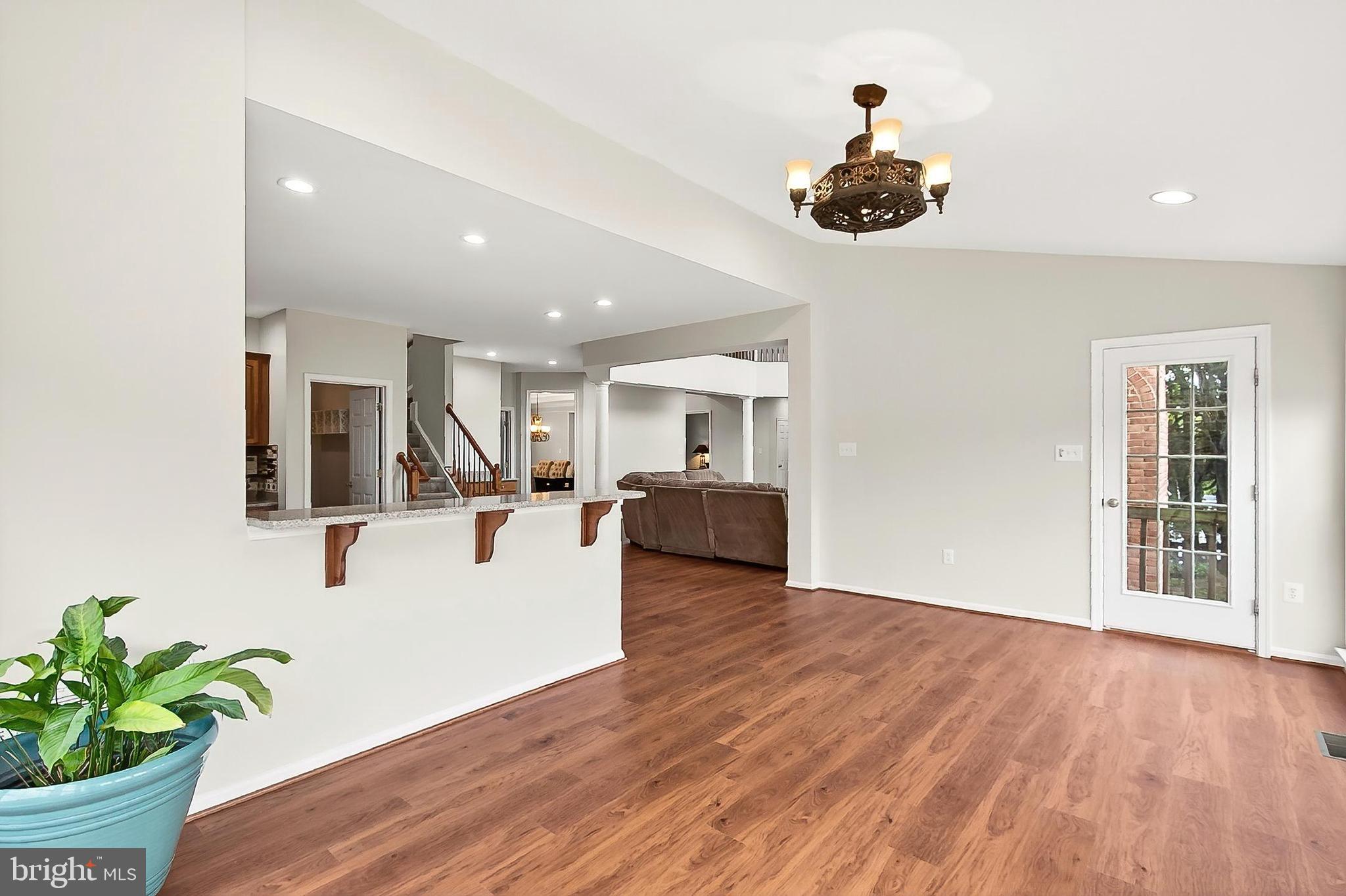 JAMISONS FARM - Residential