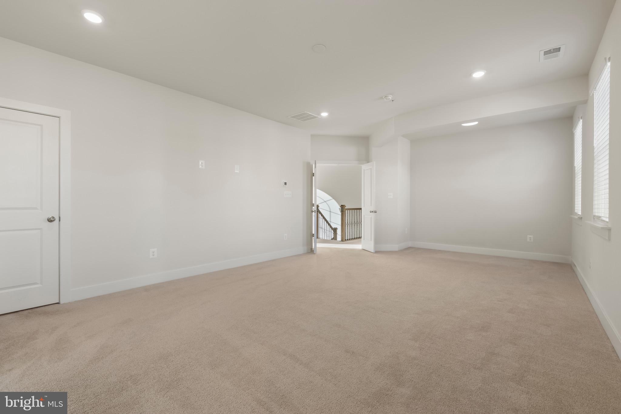 SIGNATURE CLUB - Residential