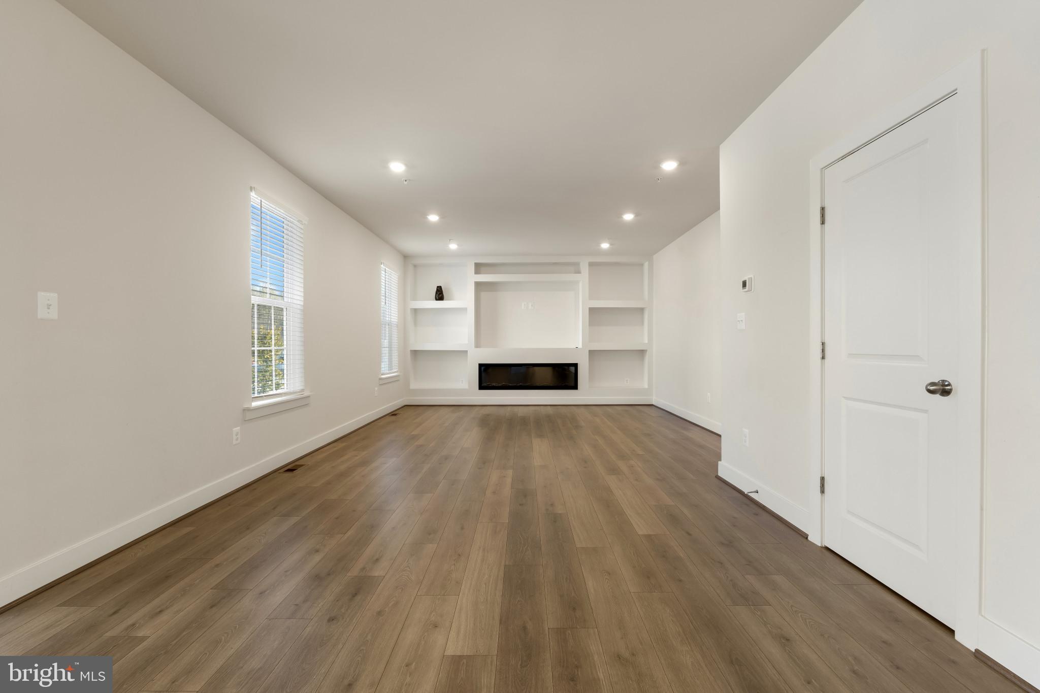 SIGNATURE CLUB - Residential