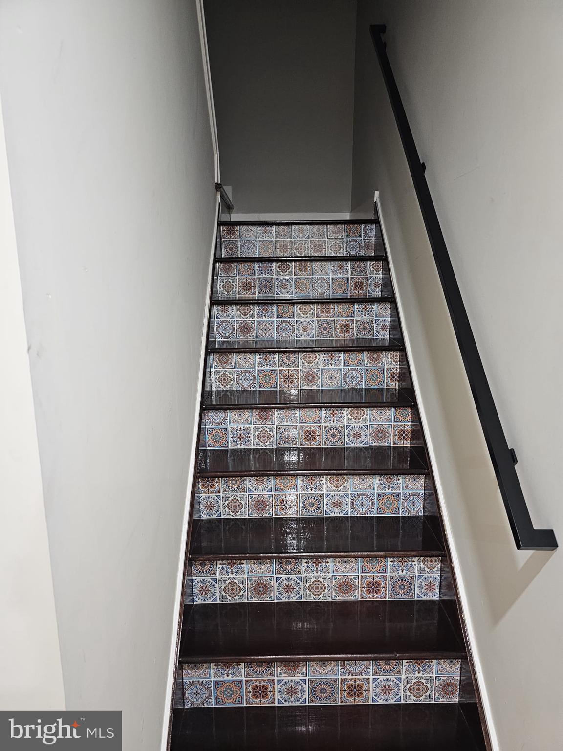 PORT RICHMOND - Residential Lease