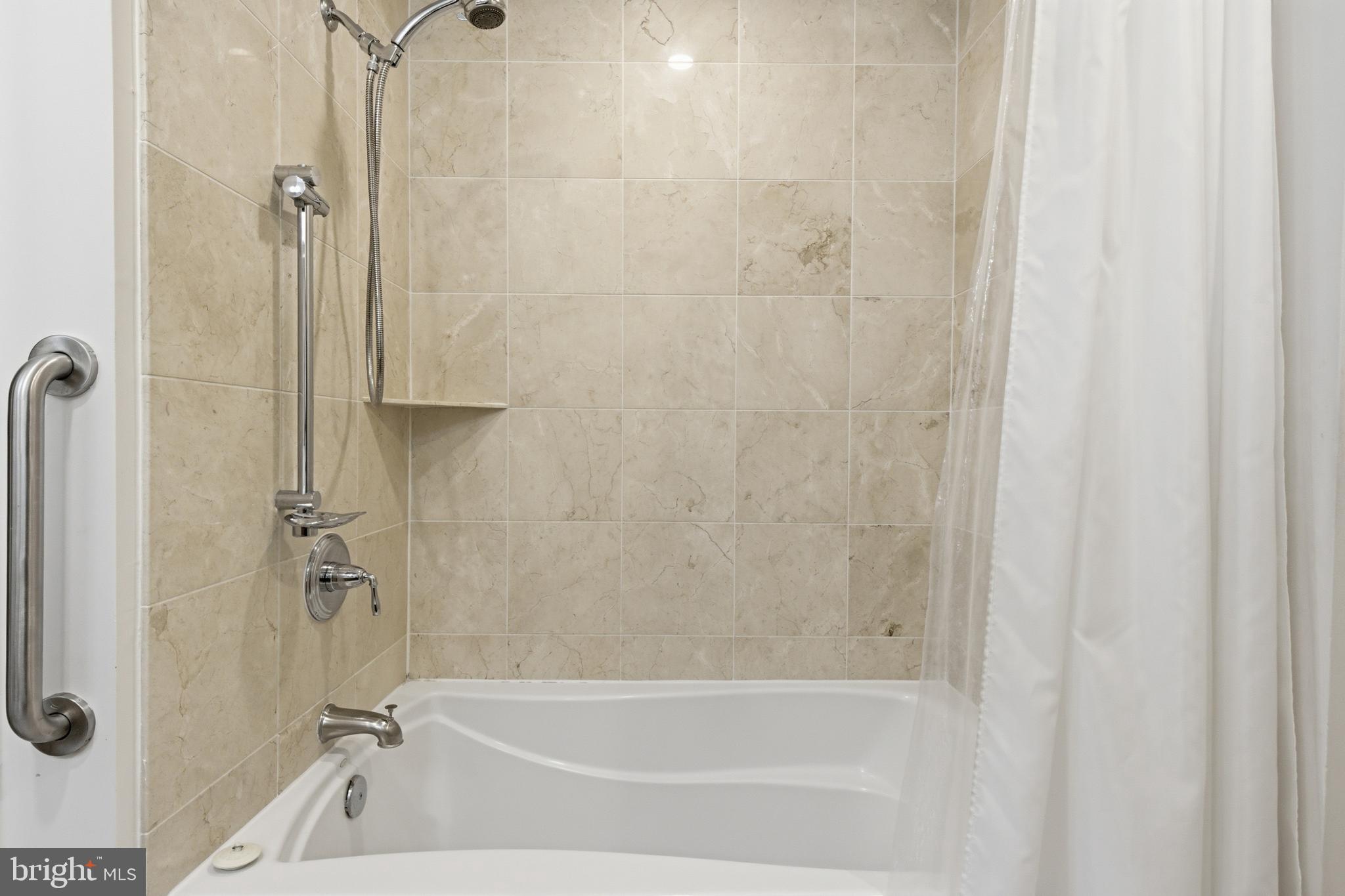 ADAGIO - Residential