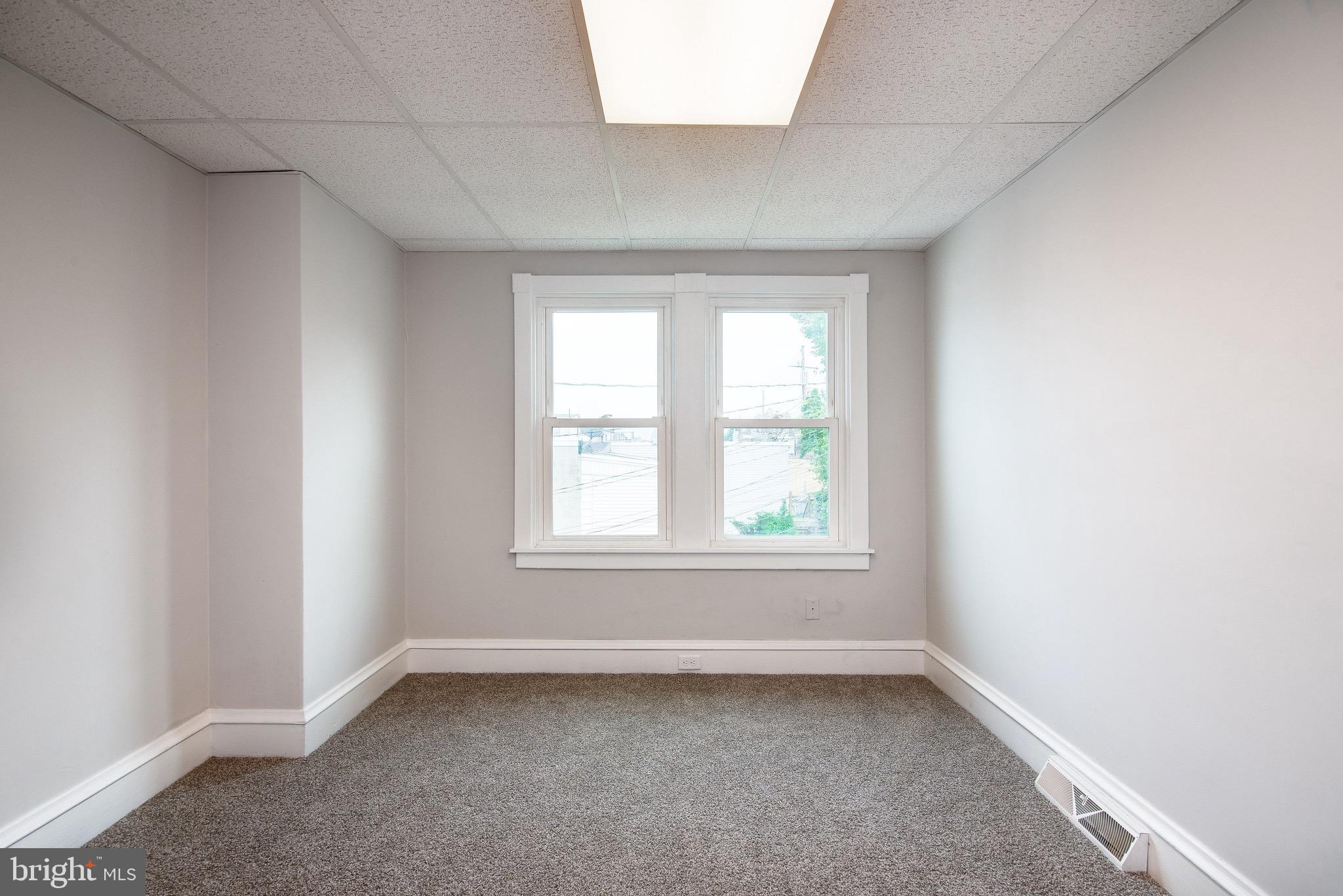 NORTHWEST READING - Residential