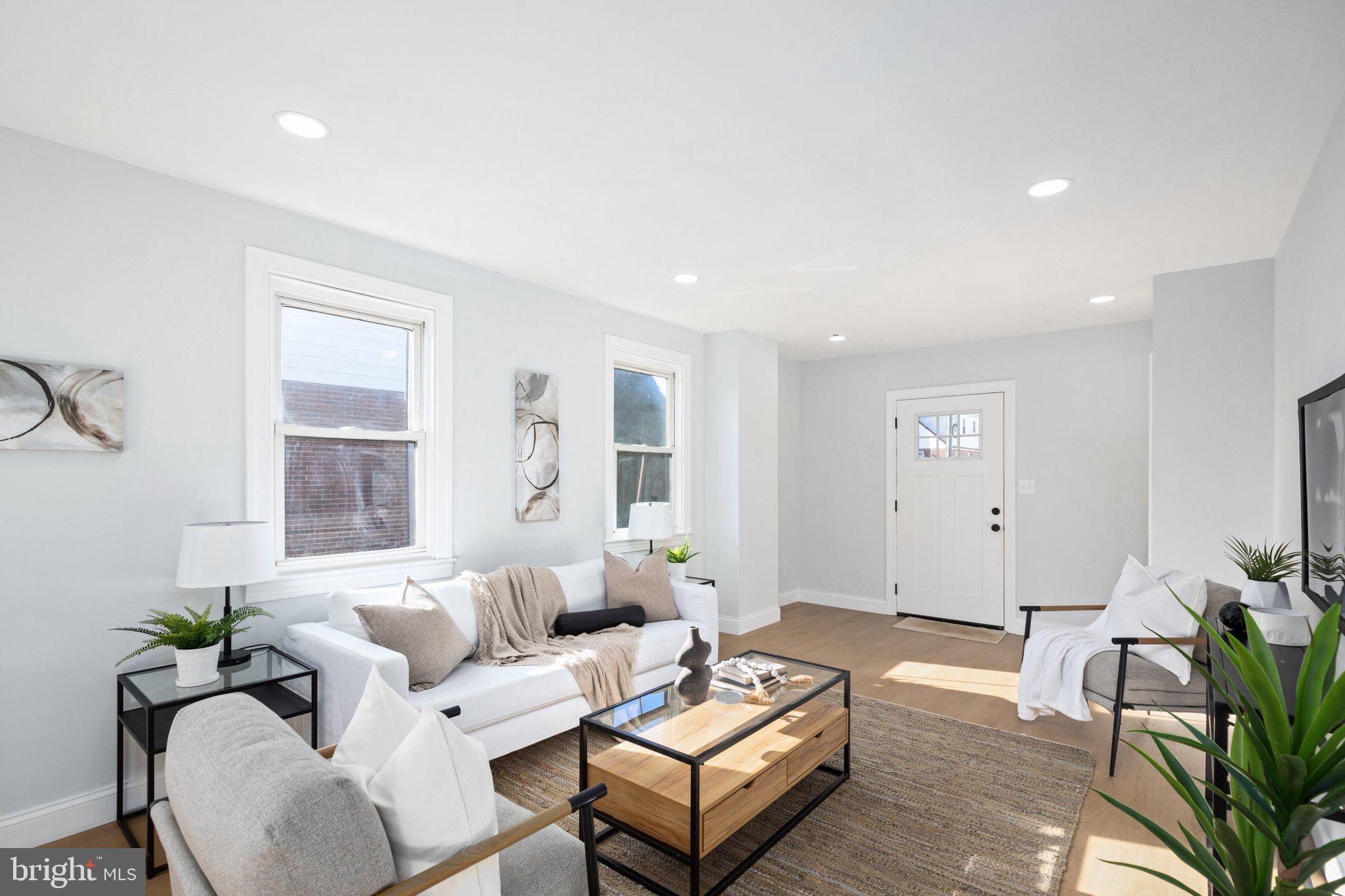 BROAD ACRES - Residential