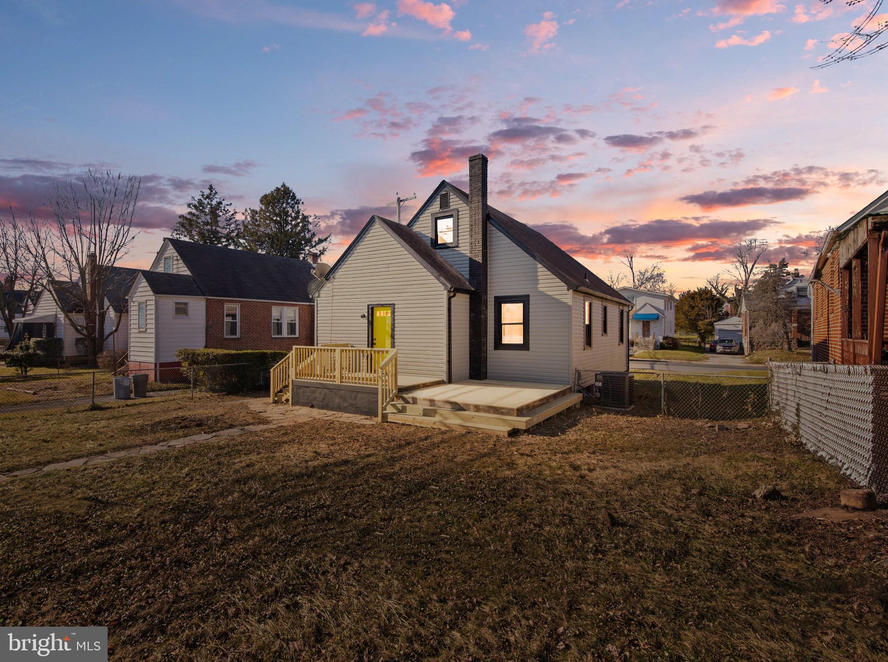 BROAD ACRES - Residential