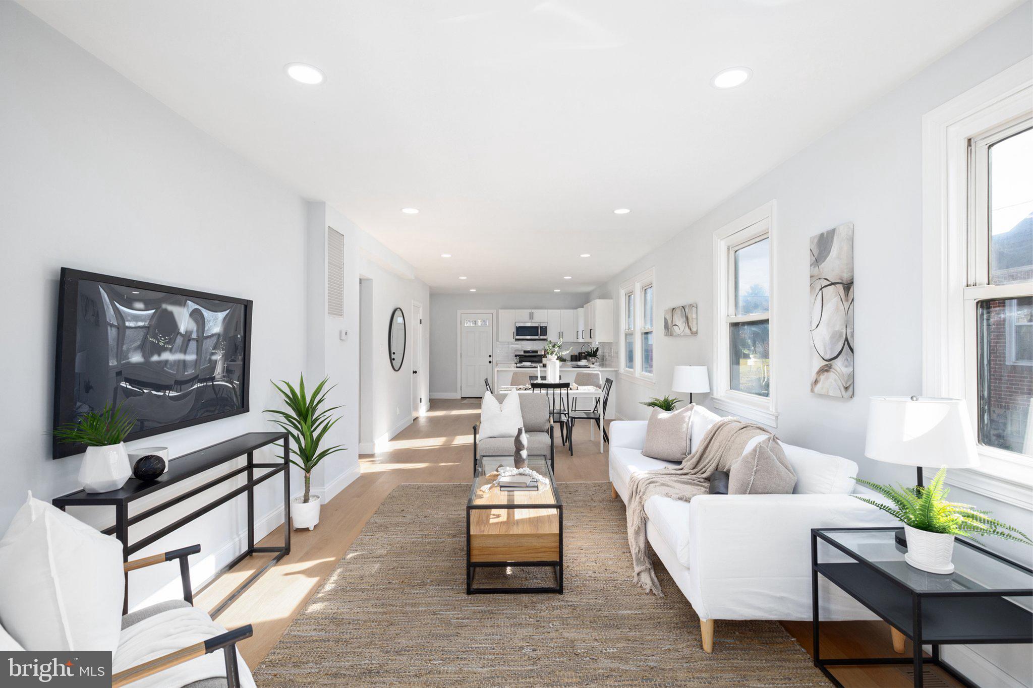 BROAD ACRES - Residential