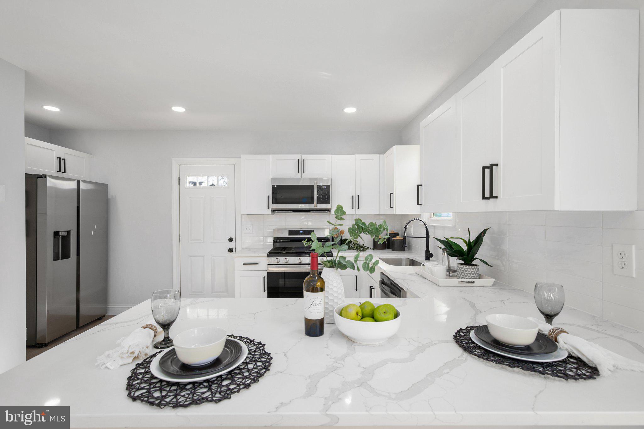 BROAD ACRES - Residential