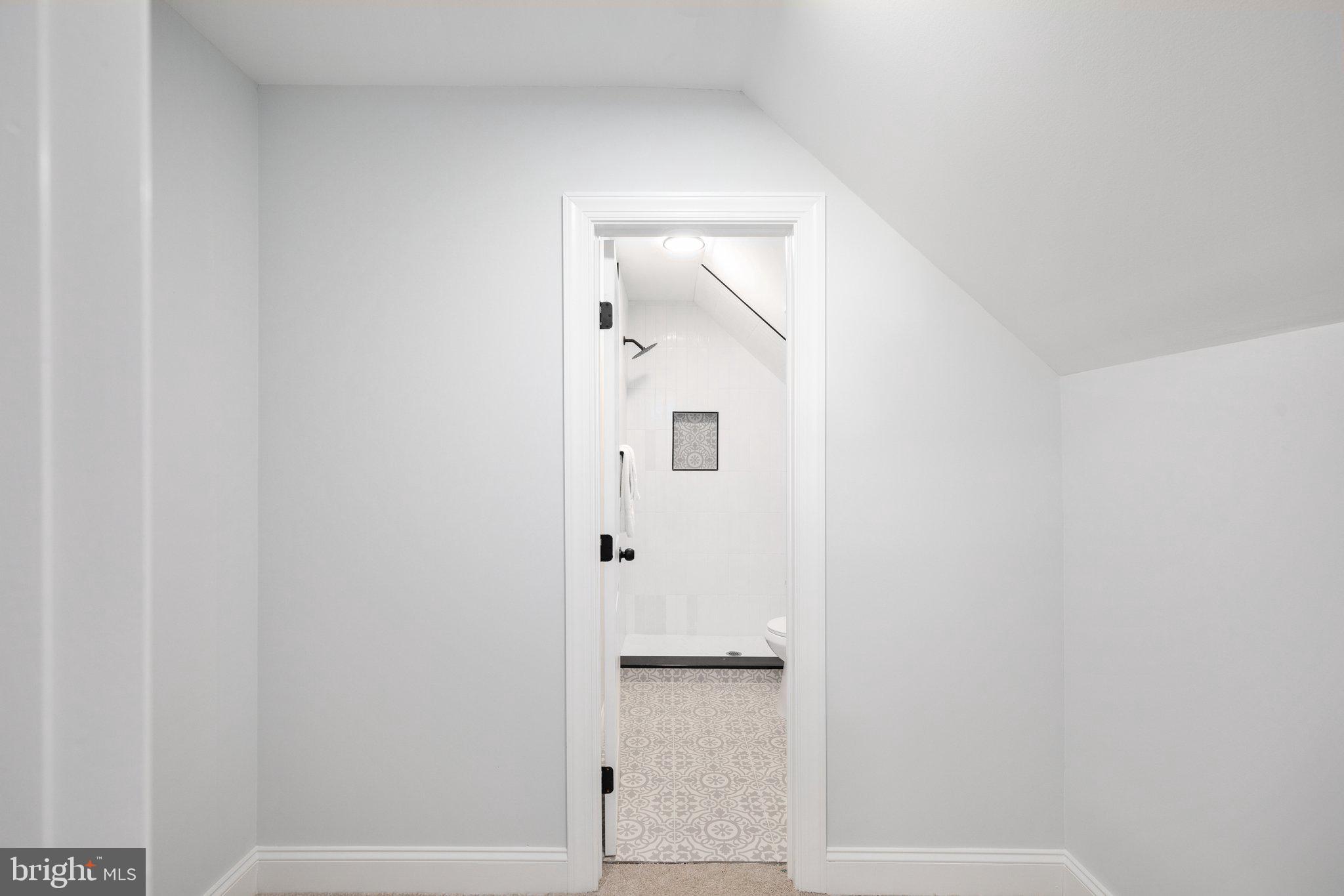 BROAD ACRES - Residential