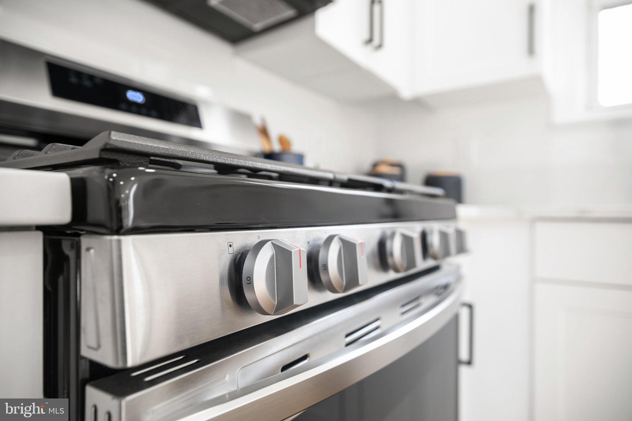 BROAD ACRES - Residential