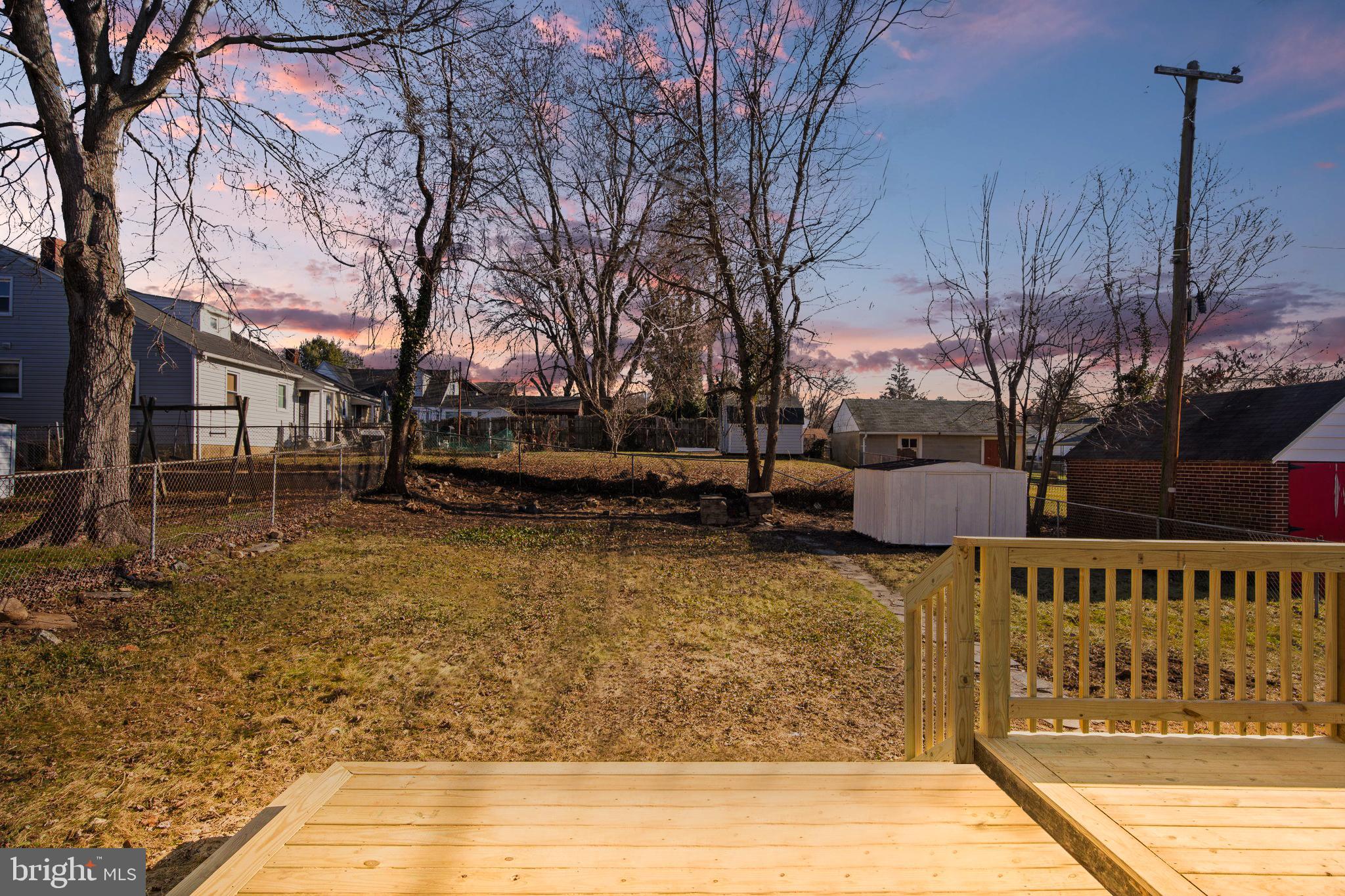 BROAD ACRES - Residential