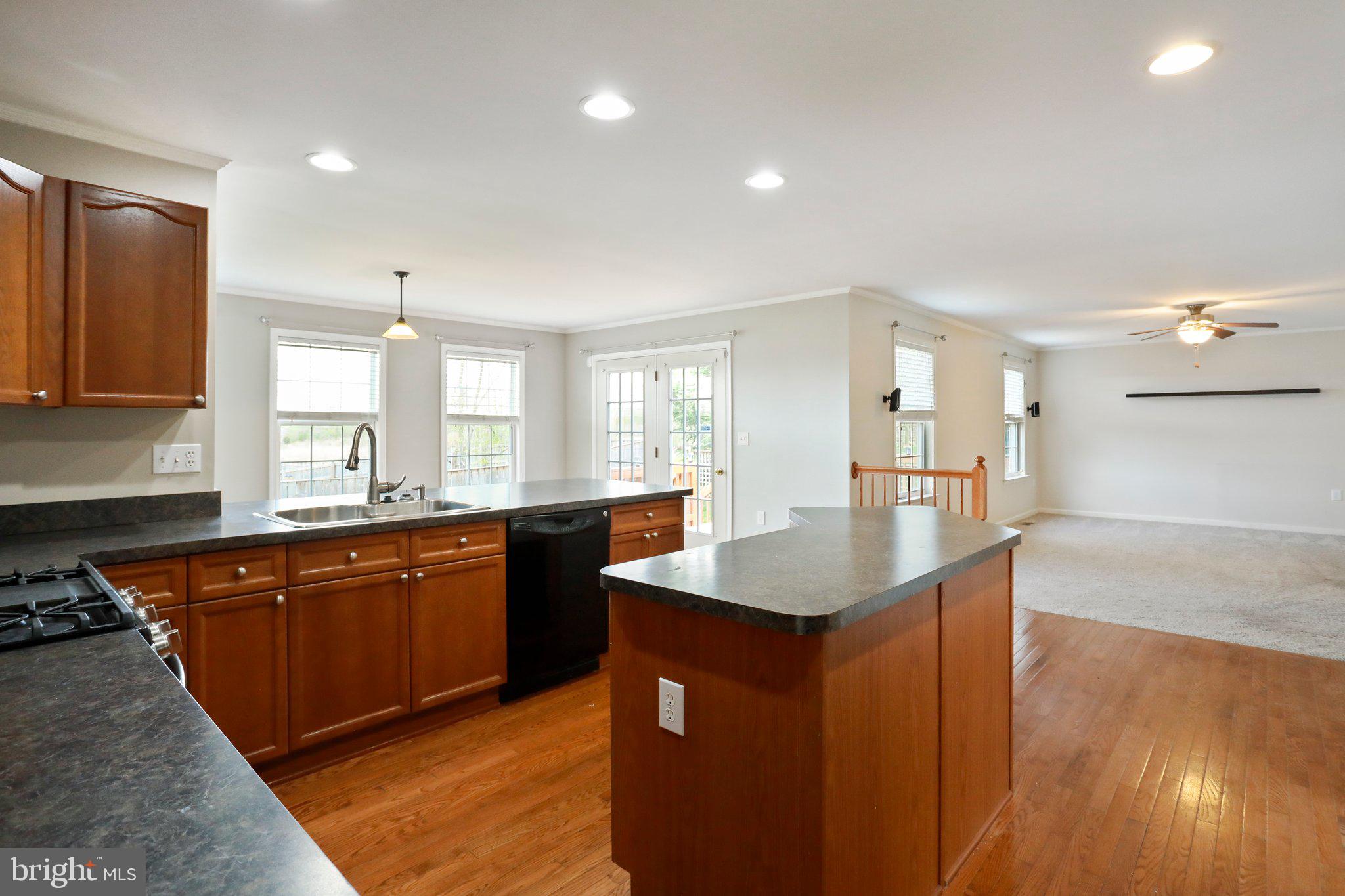 PRENTISS POINT - Residential