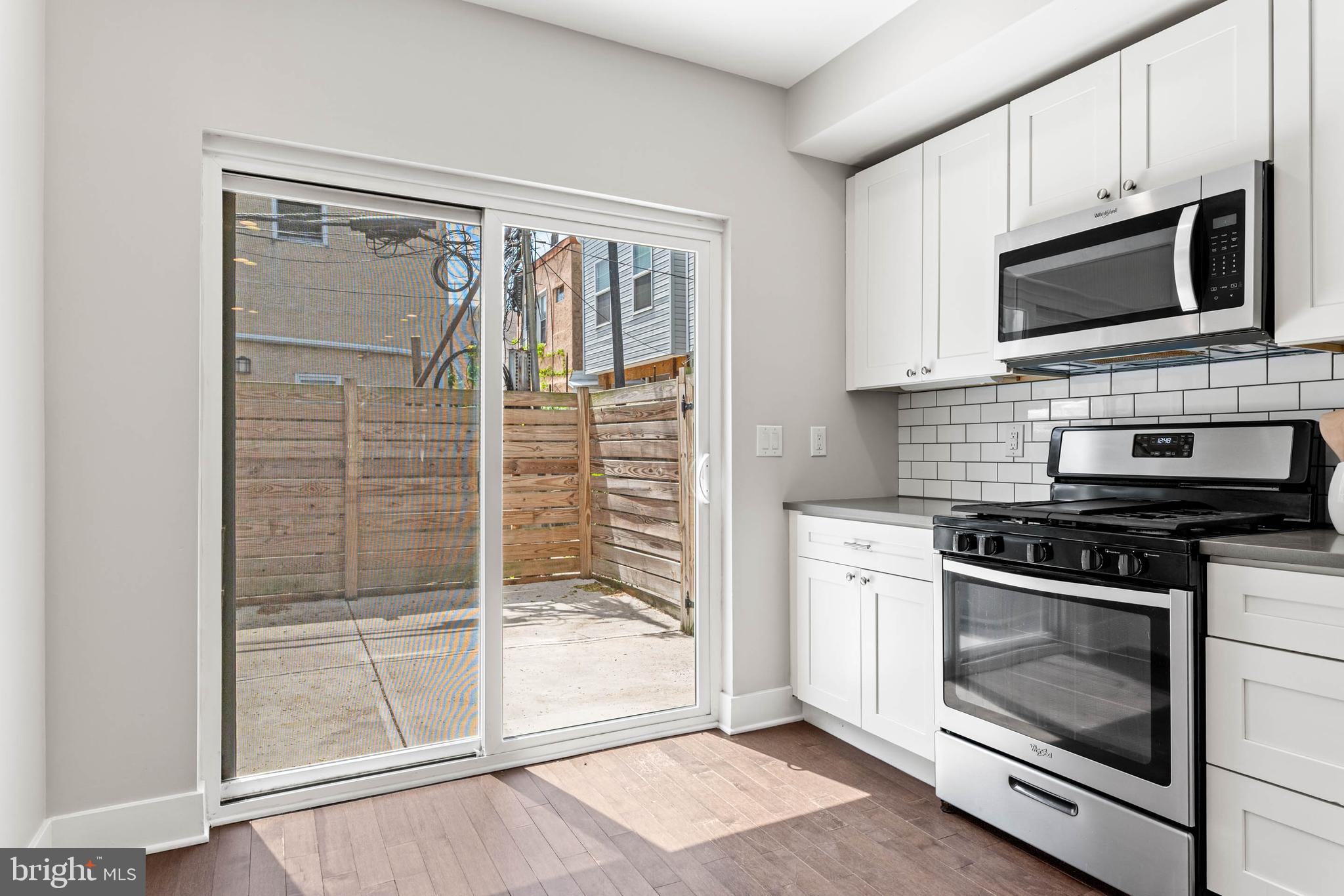 POINT BREEZE - Residential