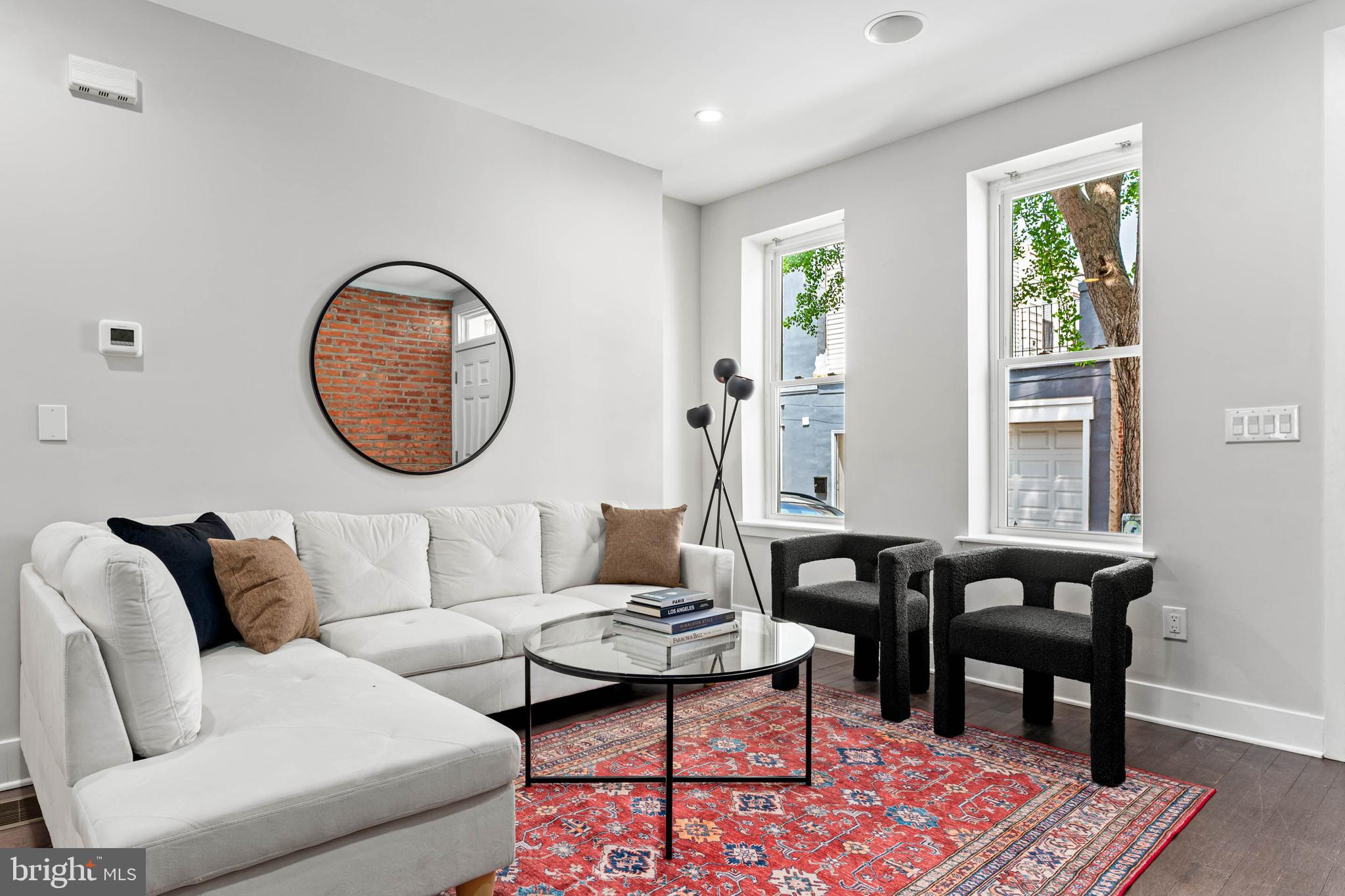 POINT BREEZE - Residential