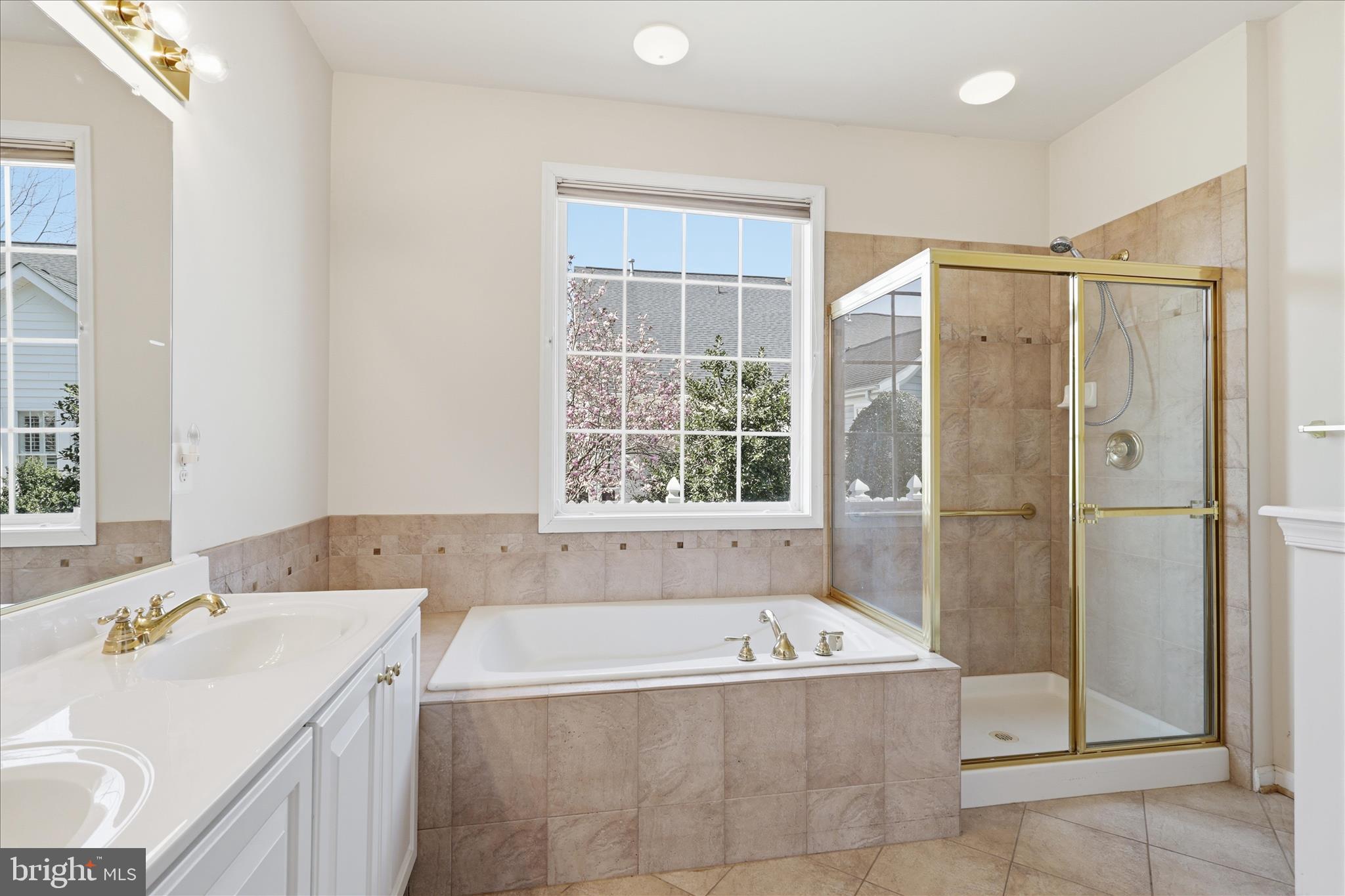 HERITAGE HUNT - Residential