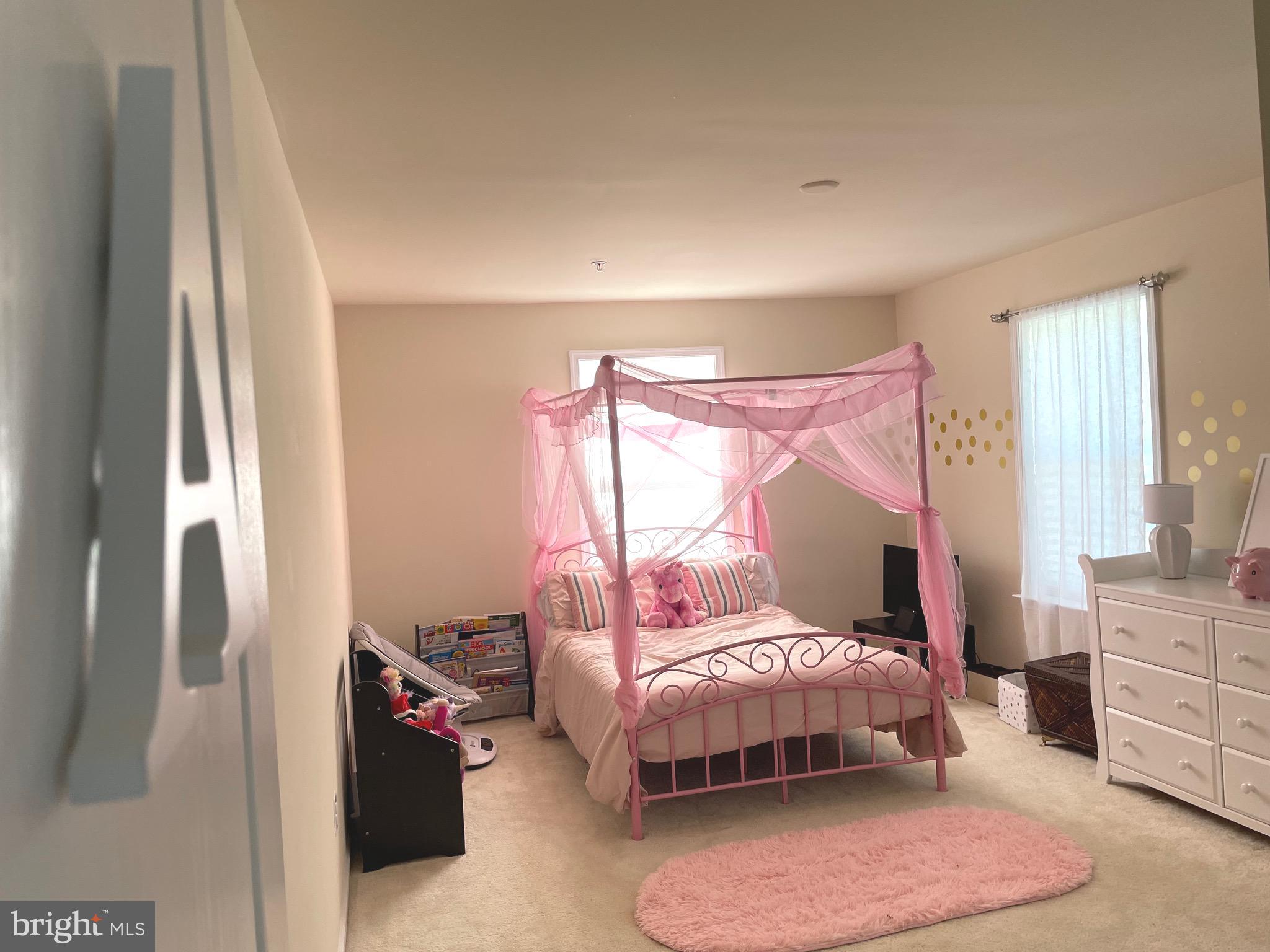 MARSHALL GROVE ESTATES - Residential