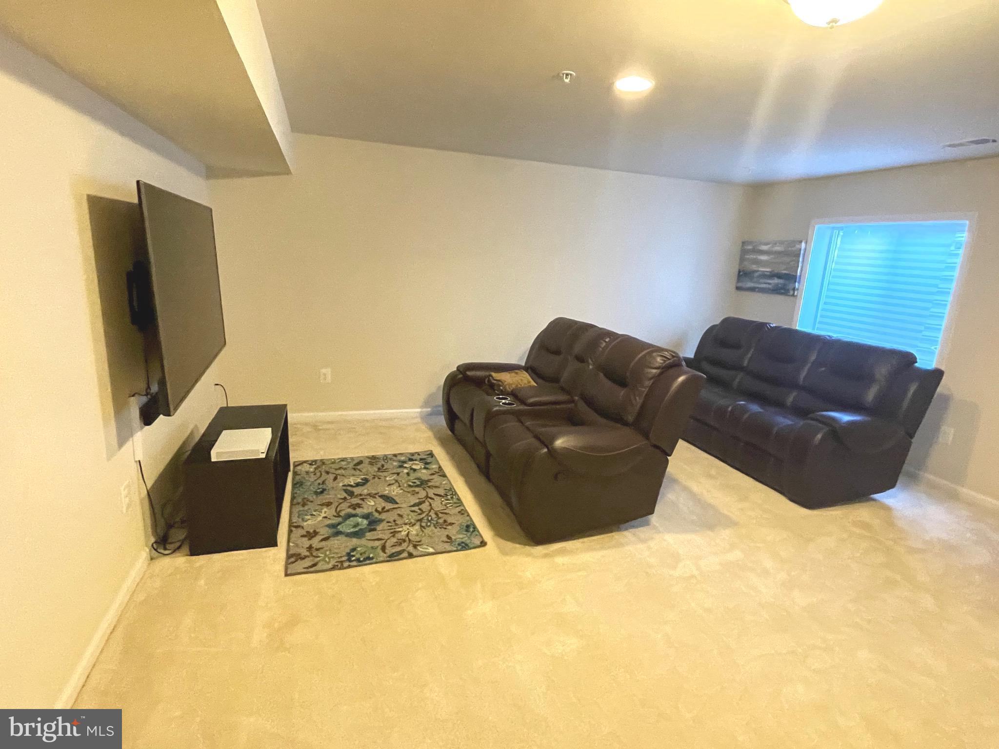 MARSHALL GROVE ESTATES - Residential