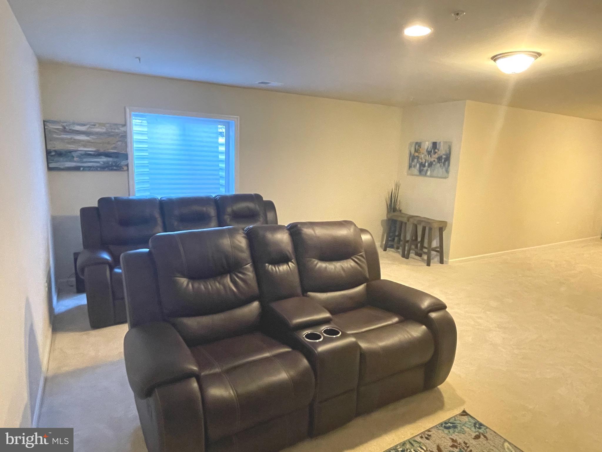 MARSHALL GROVE ESTATES - Residential