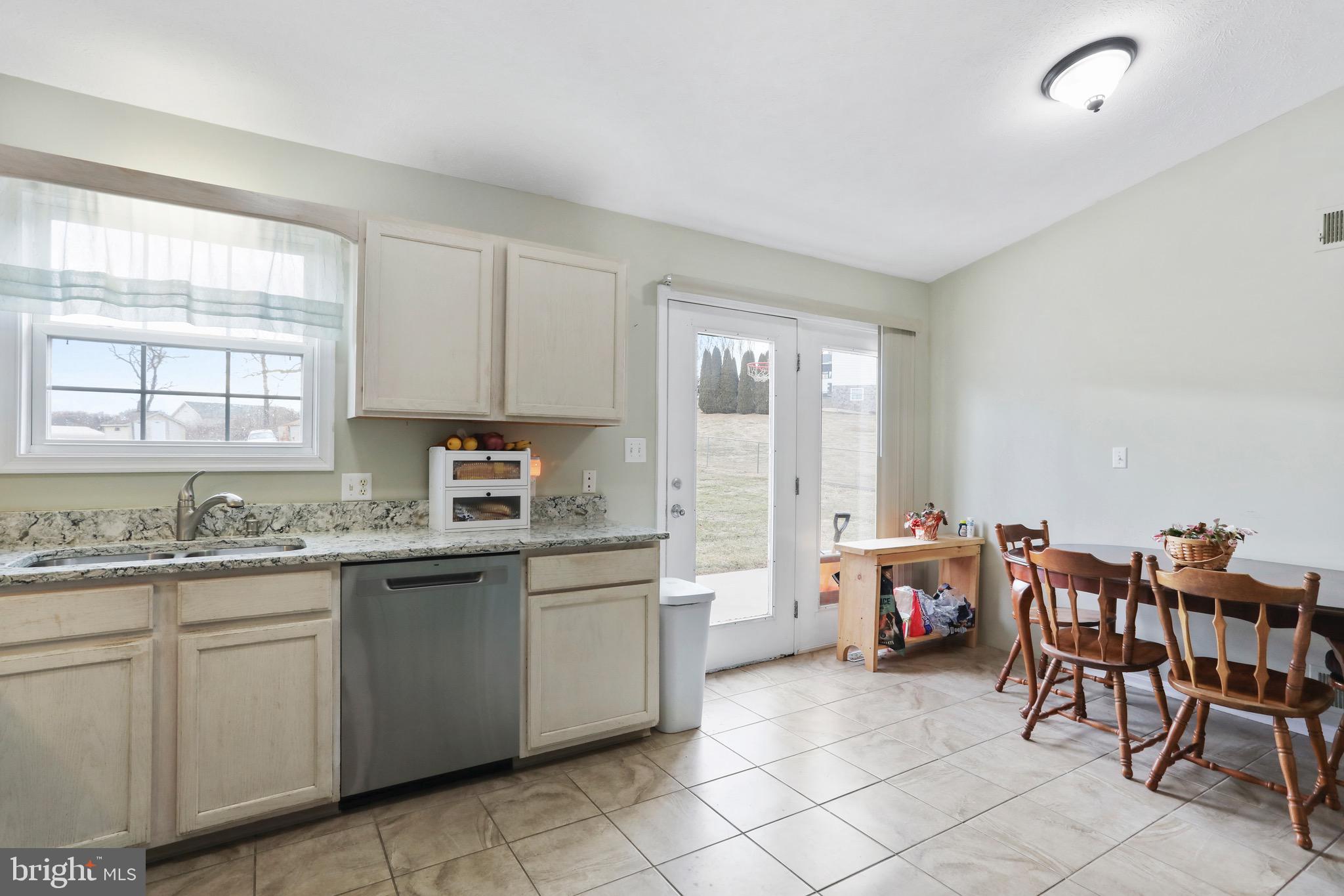 CROWN POINTE - Residential