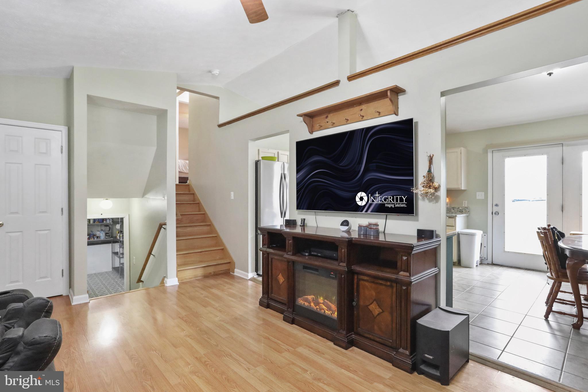 CROWN POINTE - Residential