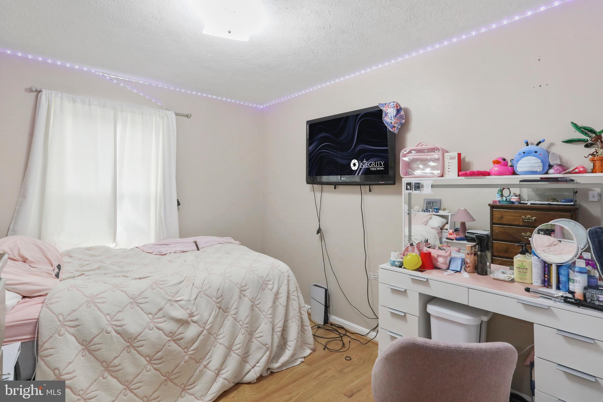 CROWN POINTE - Residential