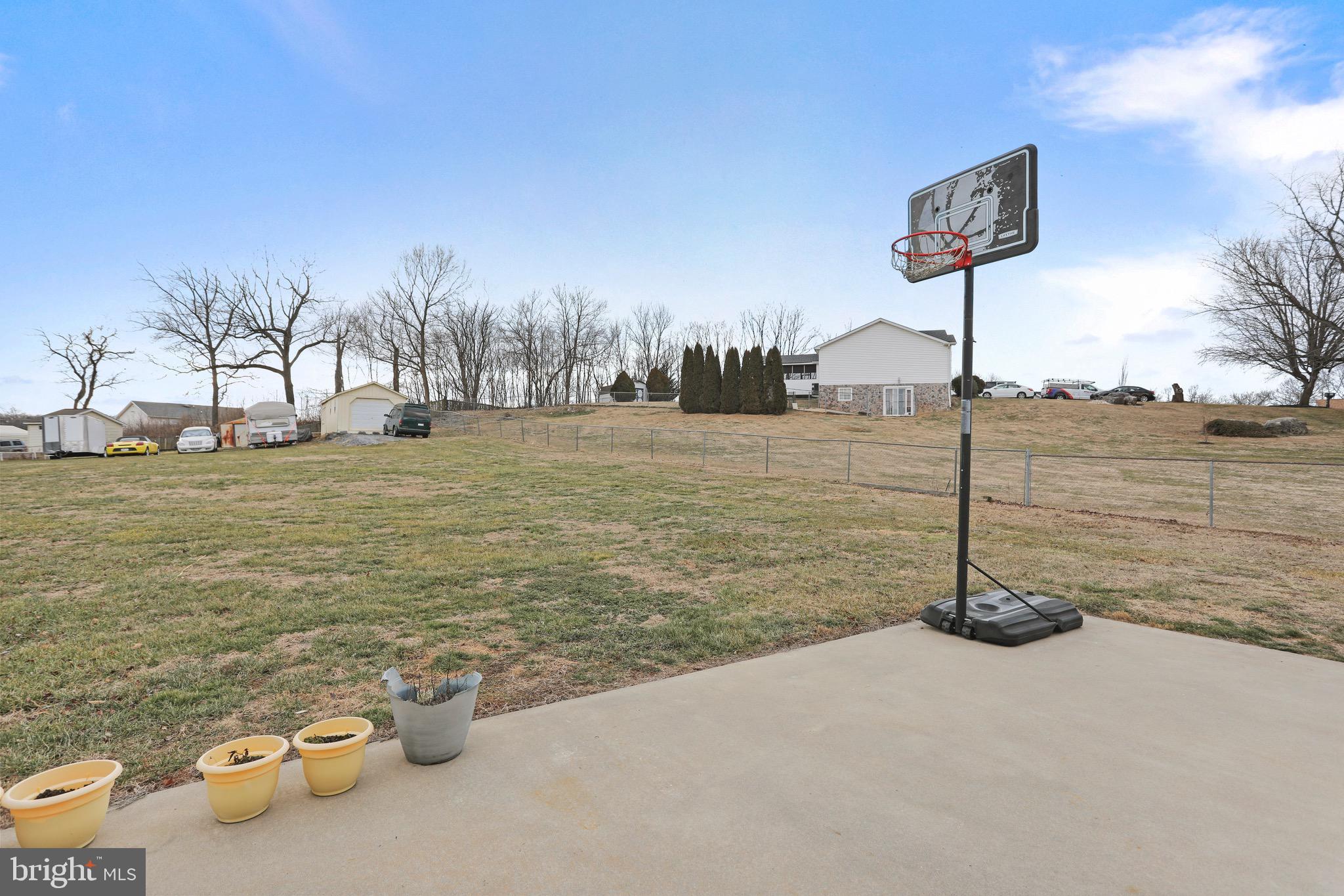 CROWN POINTE - Residential