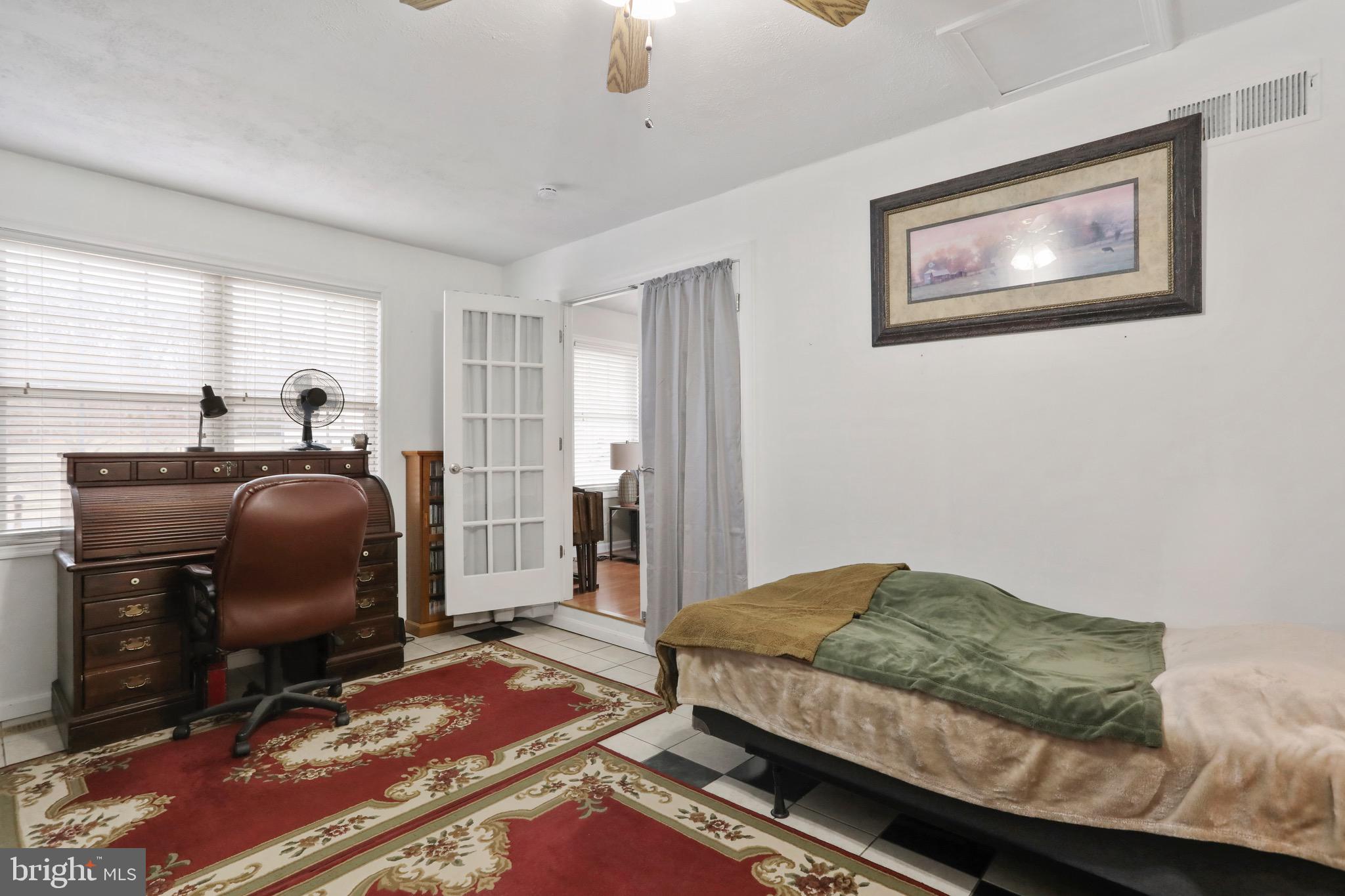 CROWN POINTE - Residential