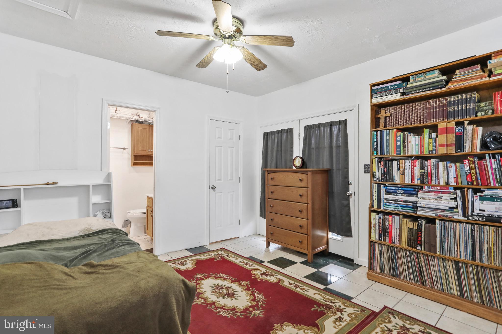 CROWN POINTE - Residential