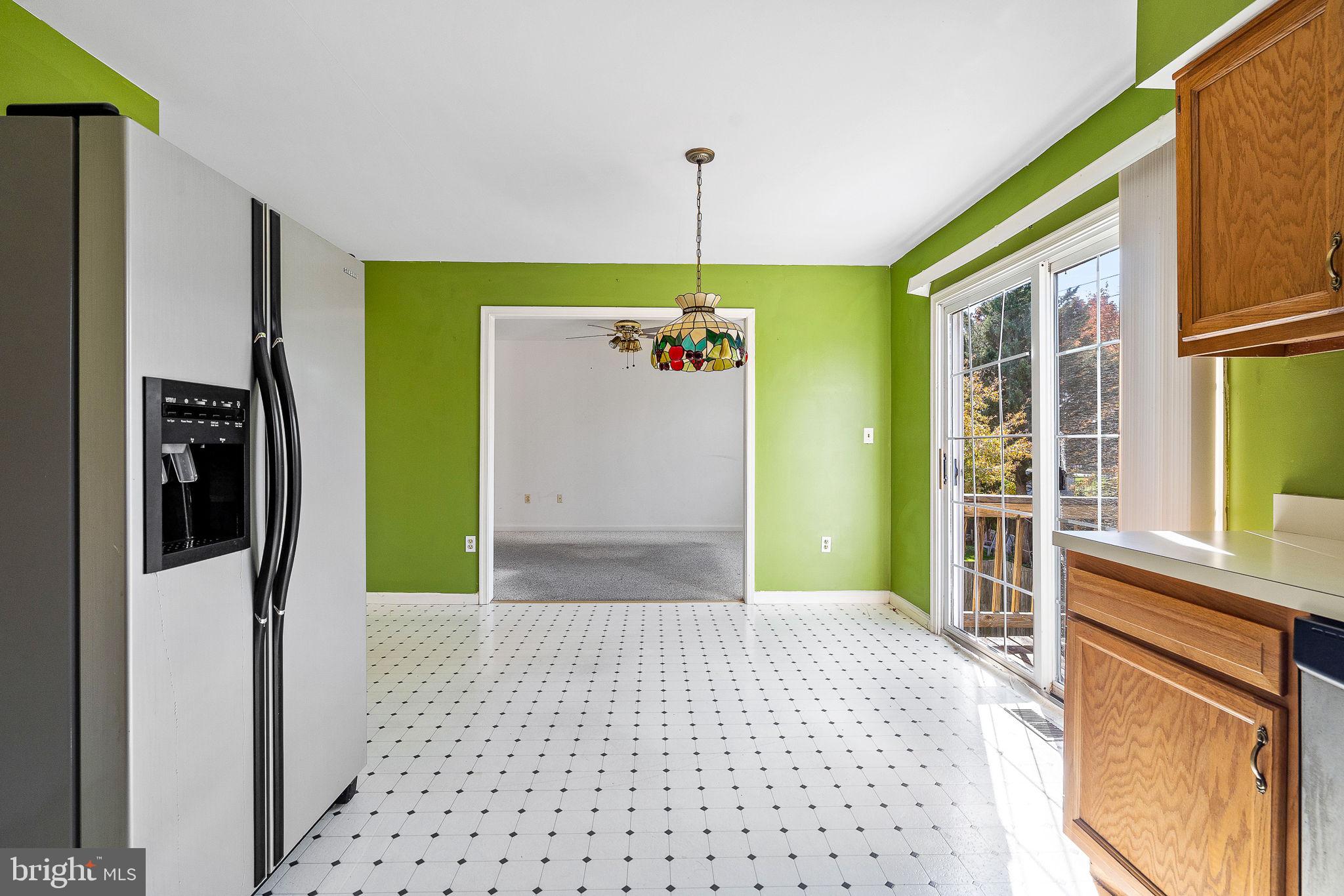 SILVER SPRING STATION - Residential