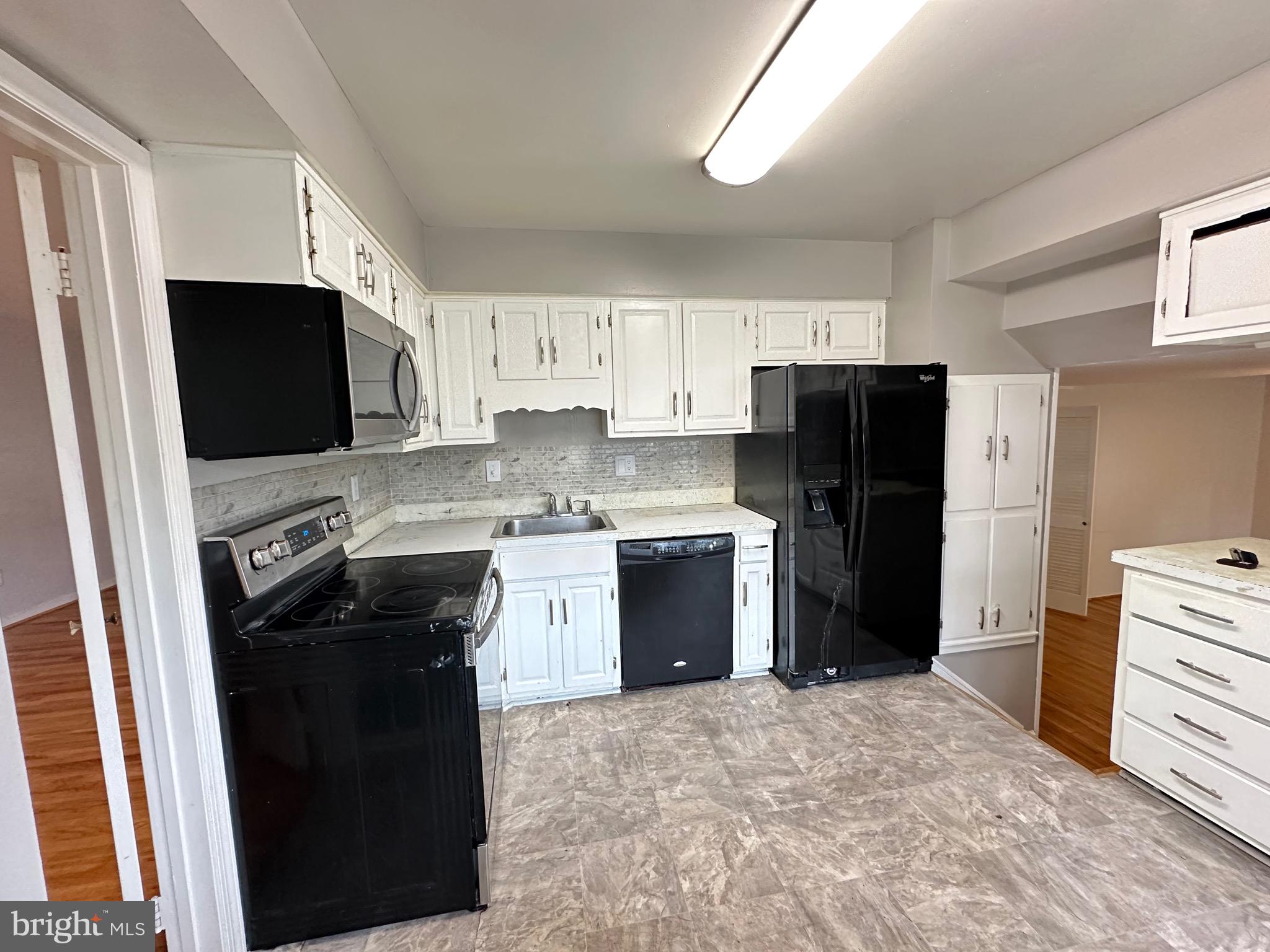 BROOKWOOD - Residential