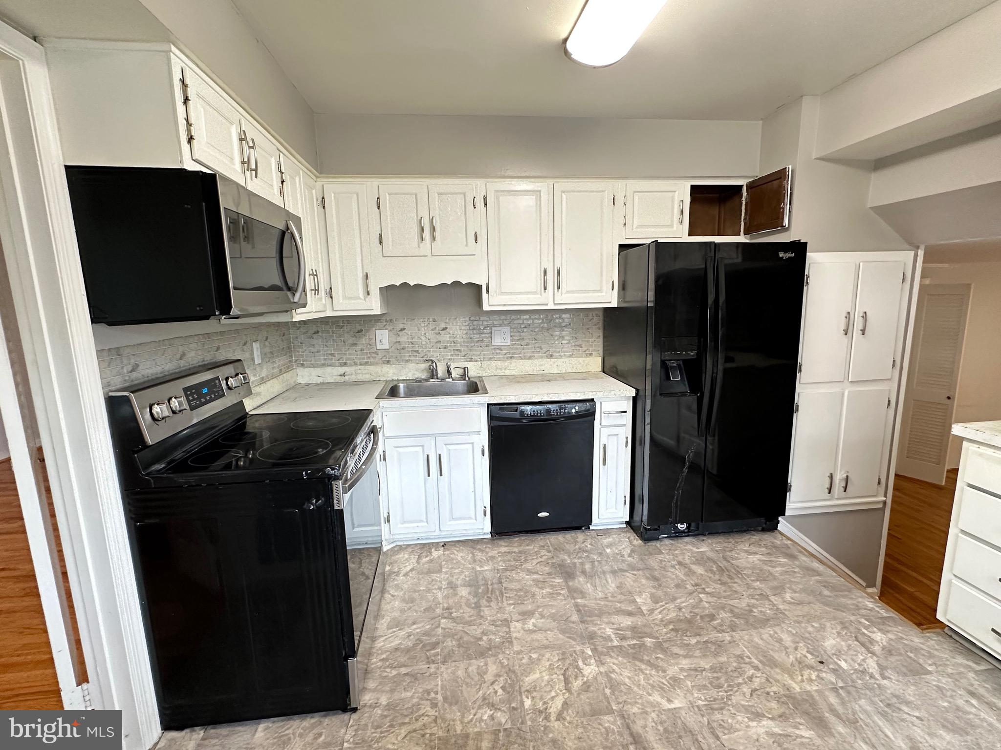 BROOKWOOD - Residential