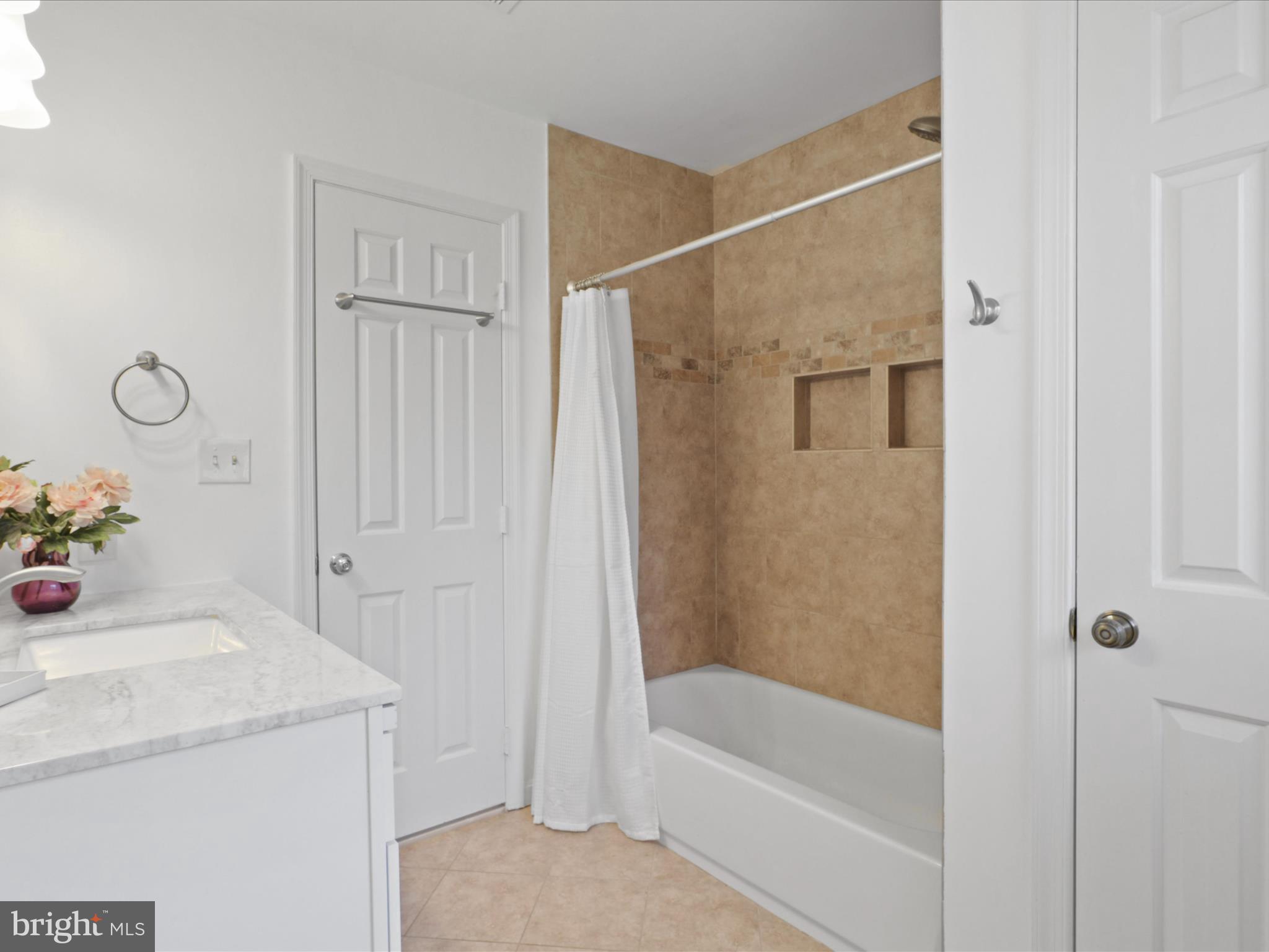 BLANDSFORD - Residential