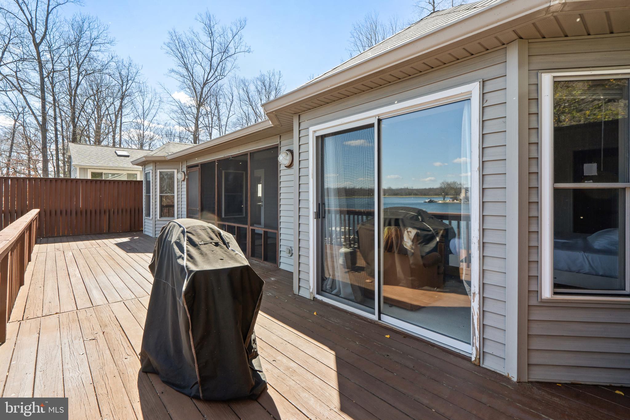 LAKE OF THE WOODS - Residential