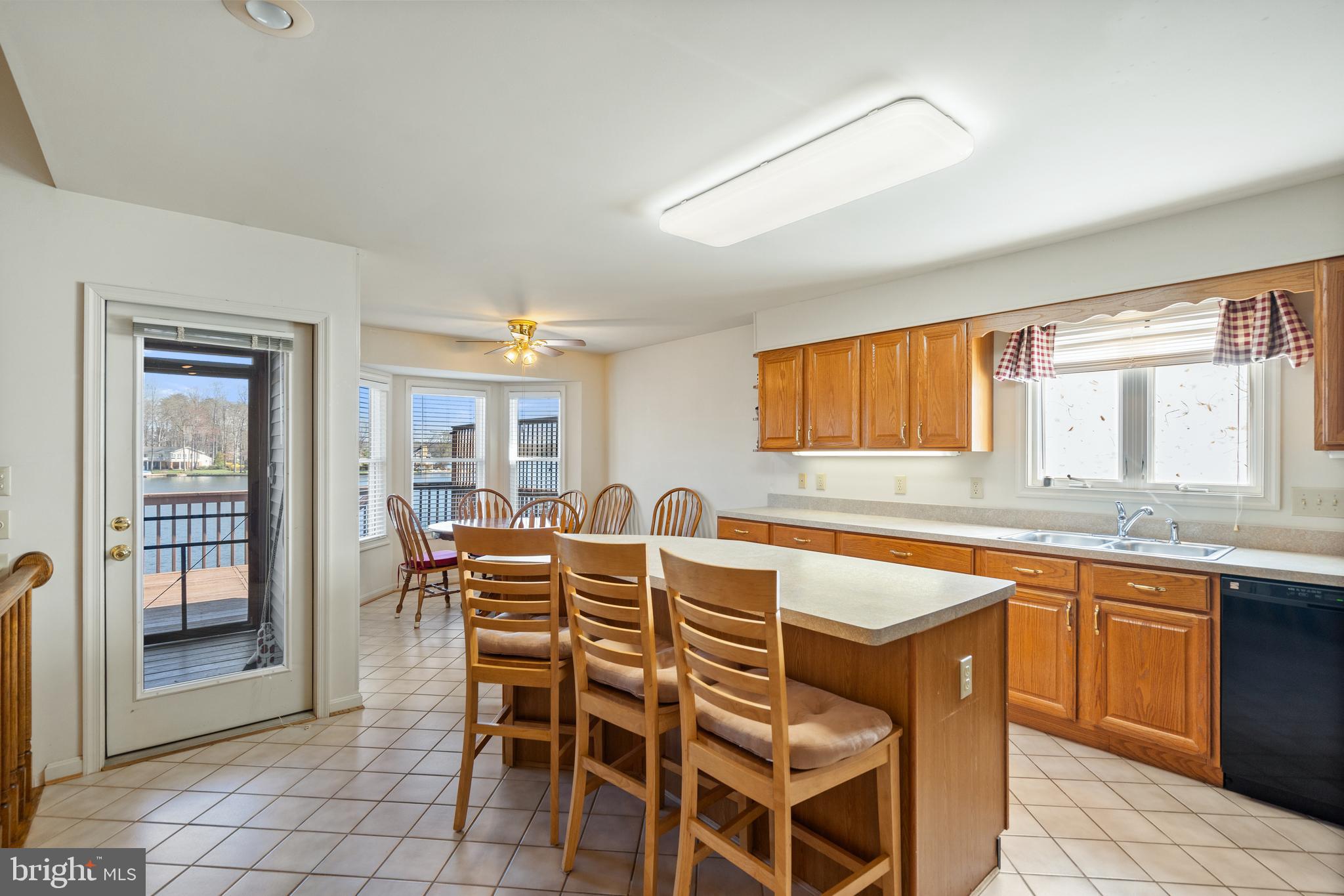 LAKE OF THE WOODS - Residential