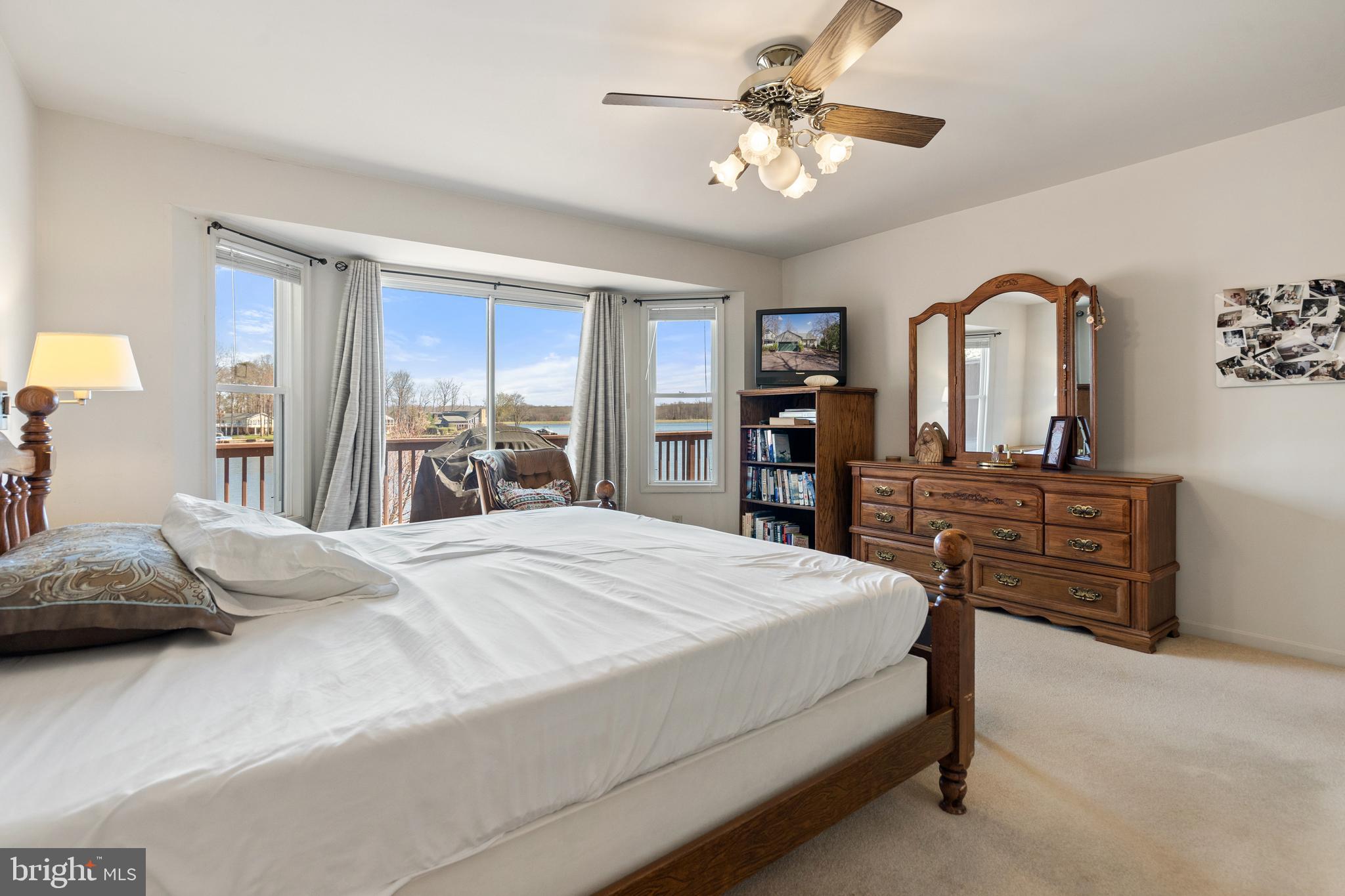 LAKE OF THE WOODS - Residential