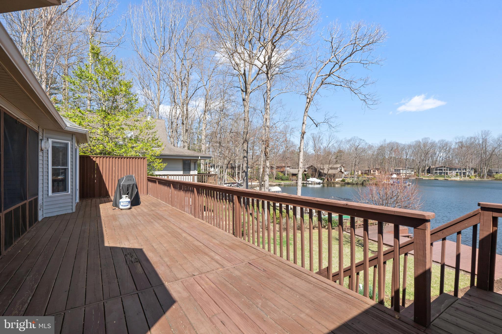 LAKE OF THE WOODS - Residential