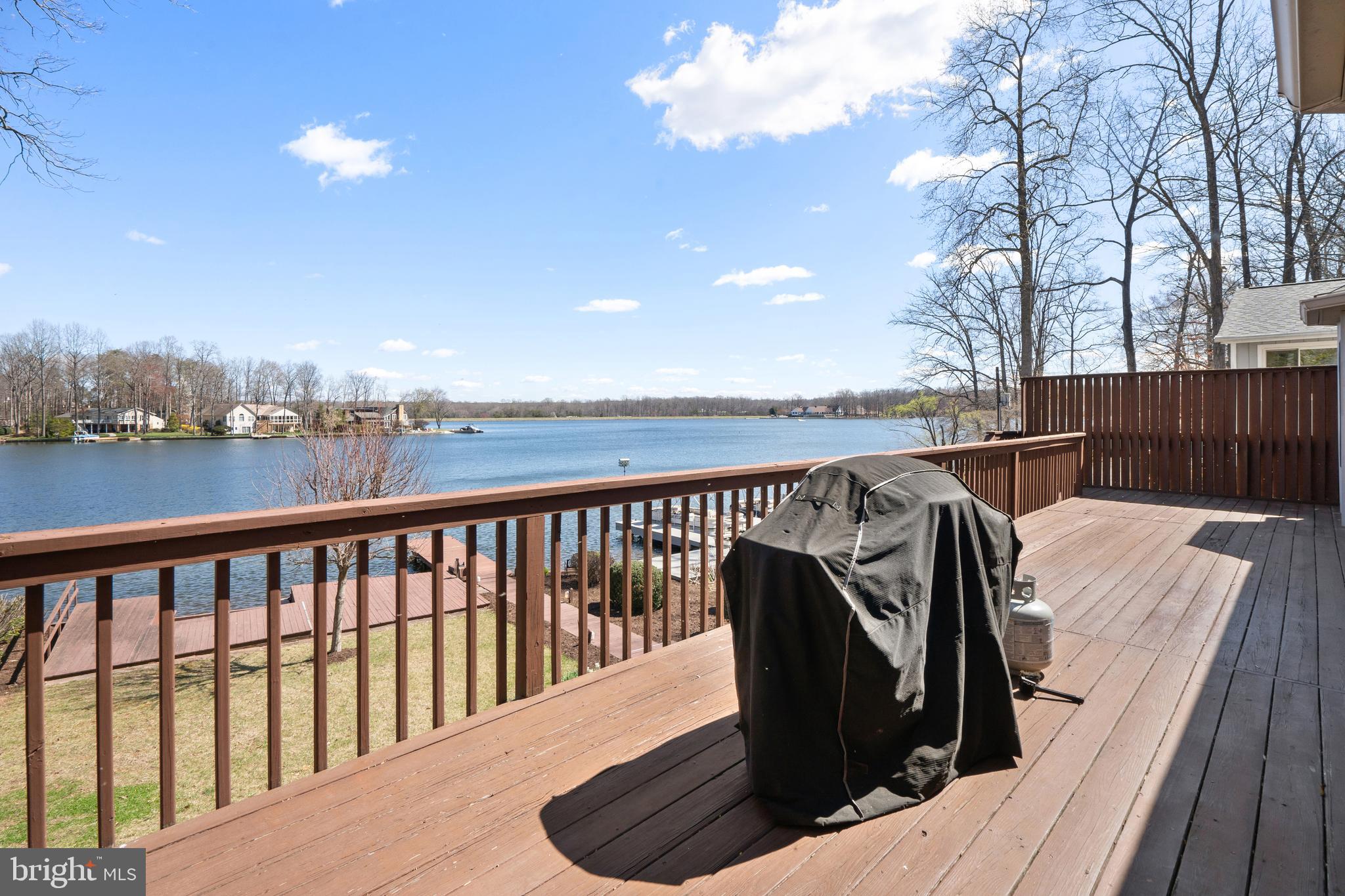 LAKE OF THE WOODS - Residential