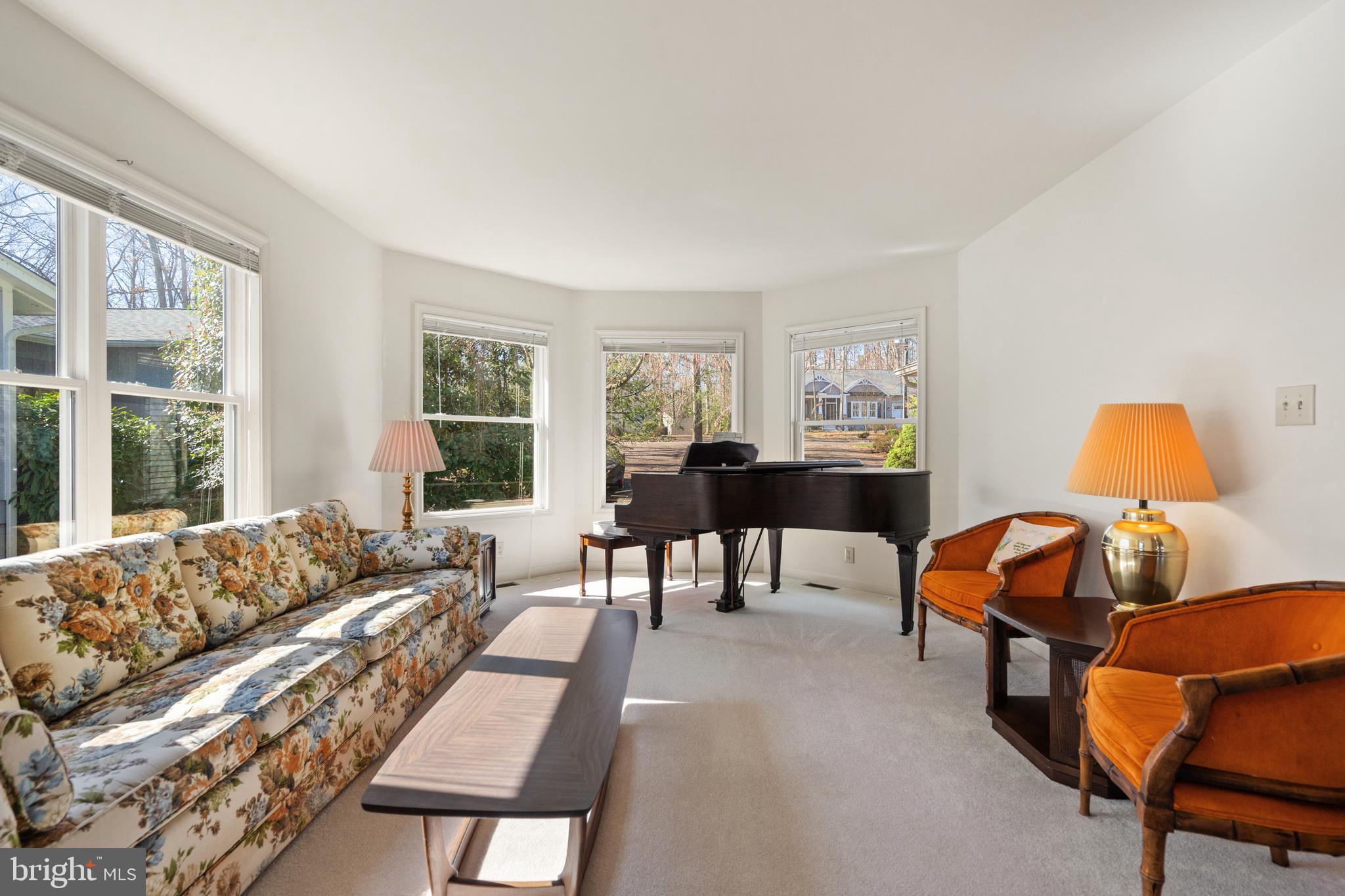 LAKE OF THE WOODS - Residential