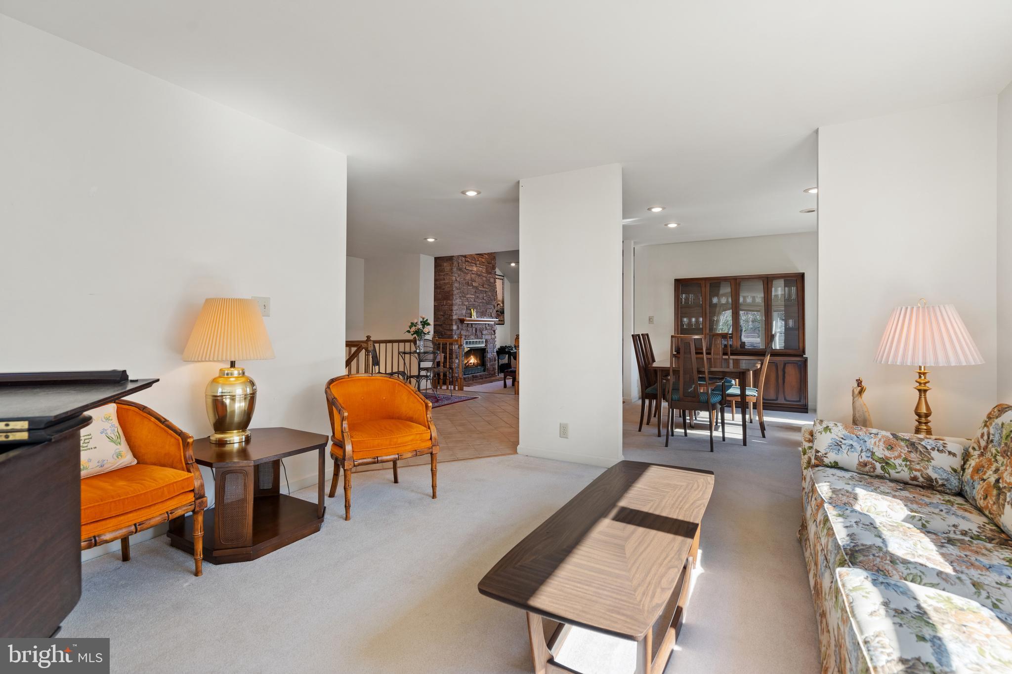 LAKE OF THE WOODS - Residential