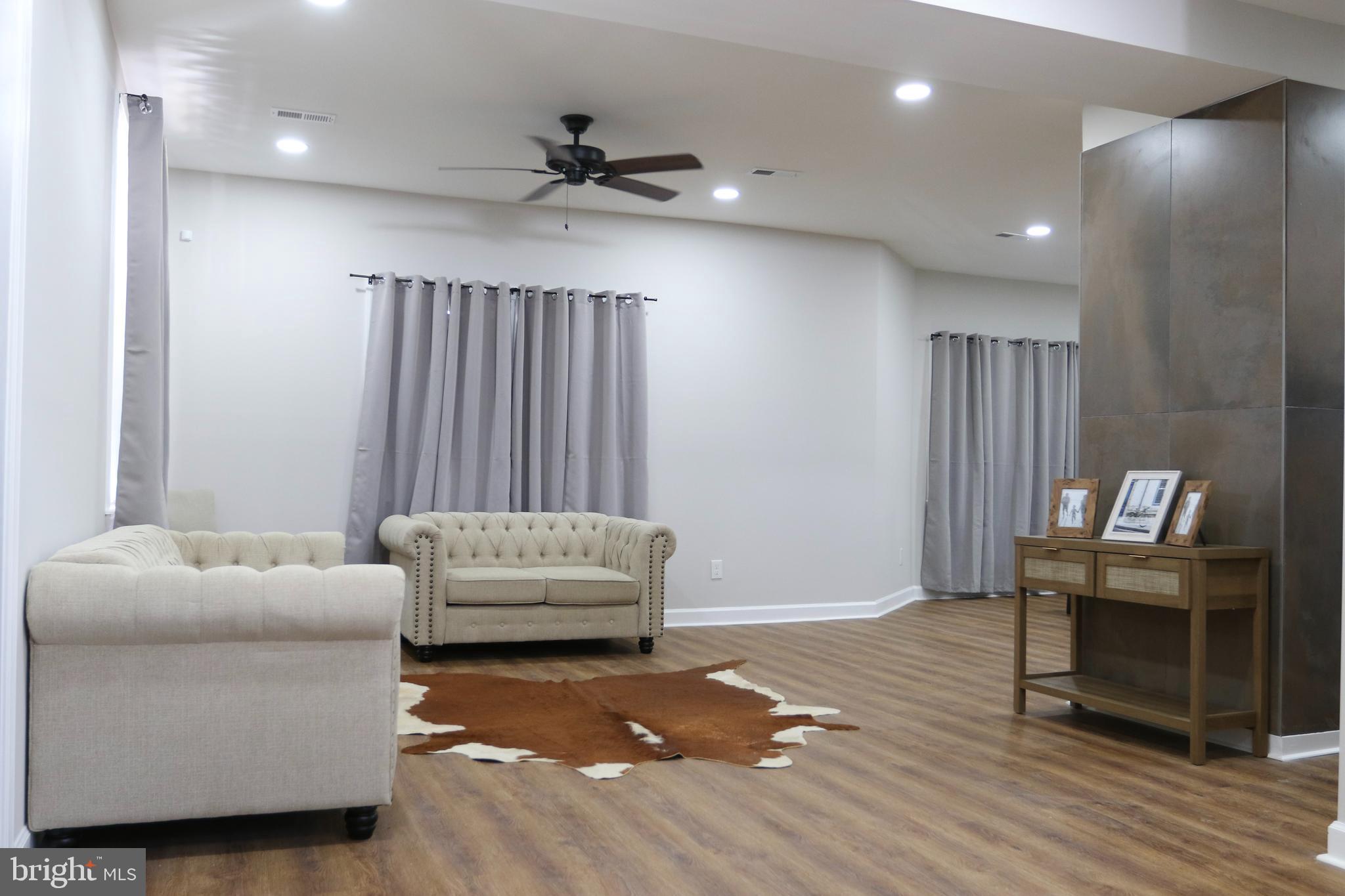 UPPER PARK HEIGHTS - Residential