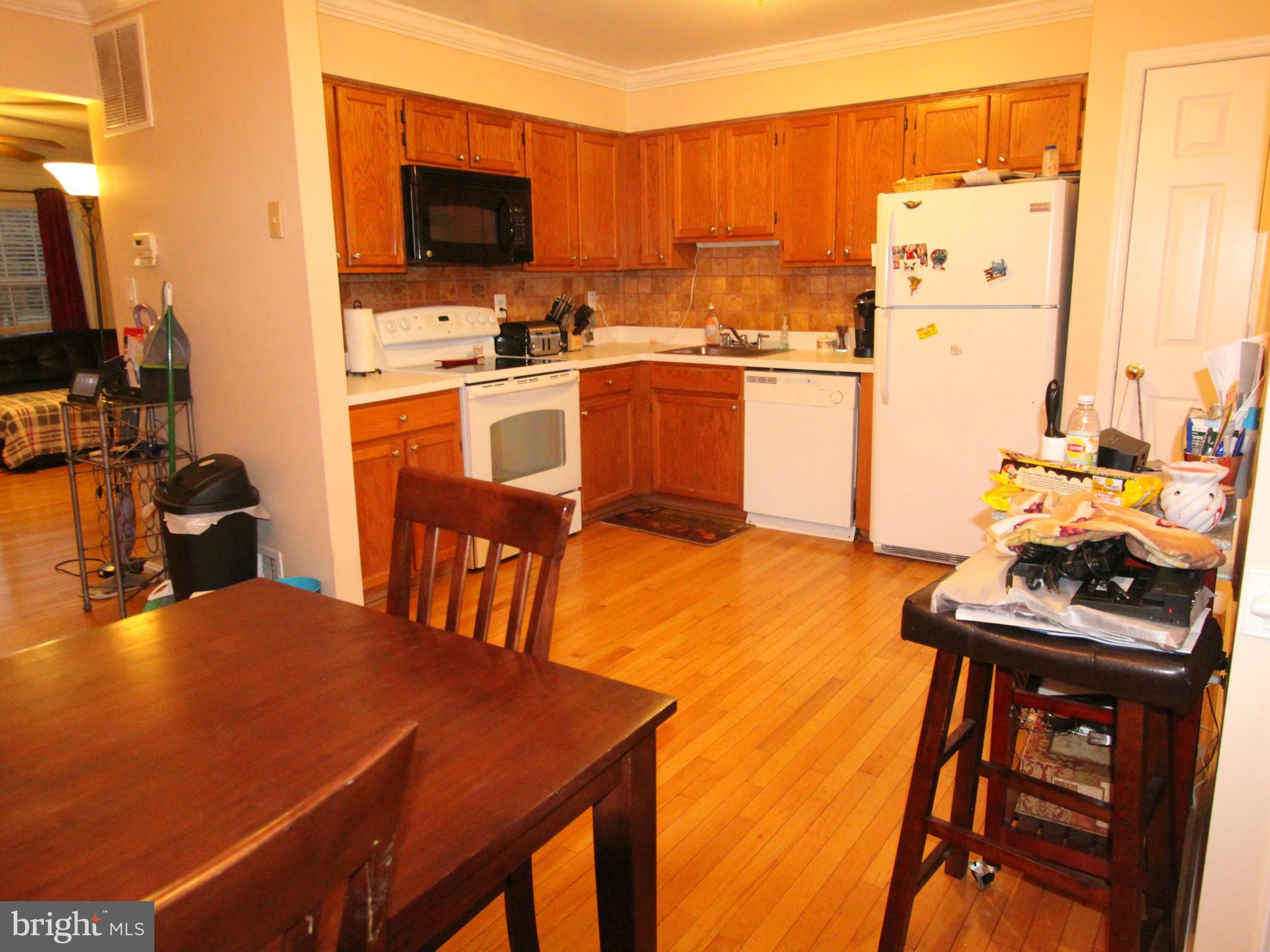 WILLIAMSTOWN - Residential