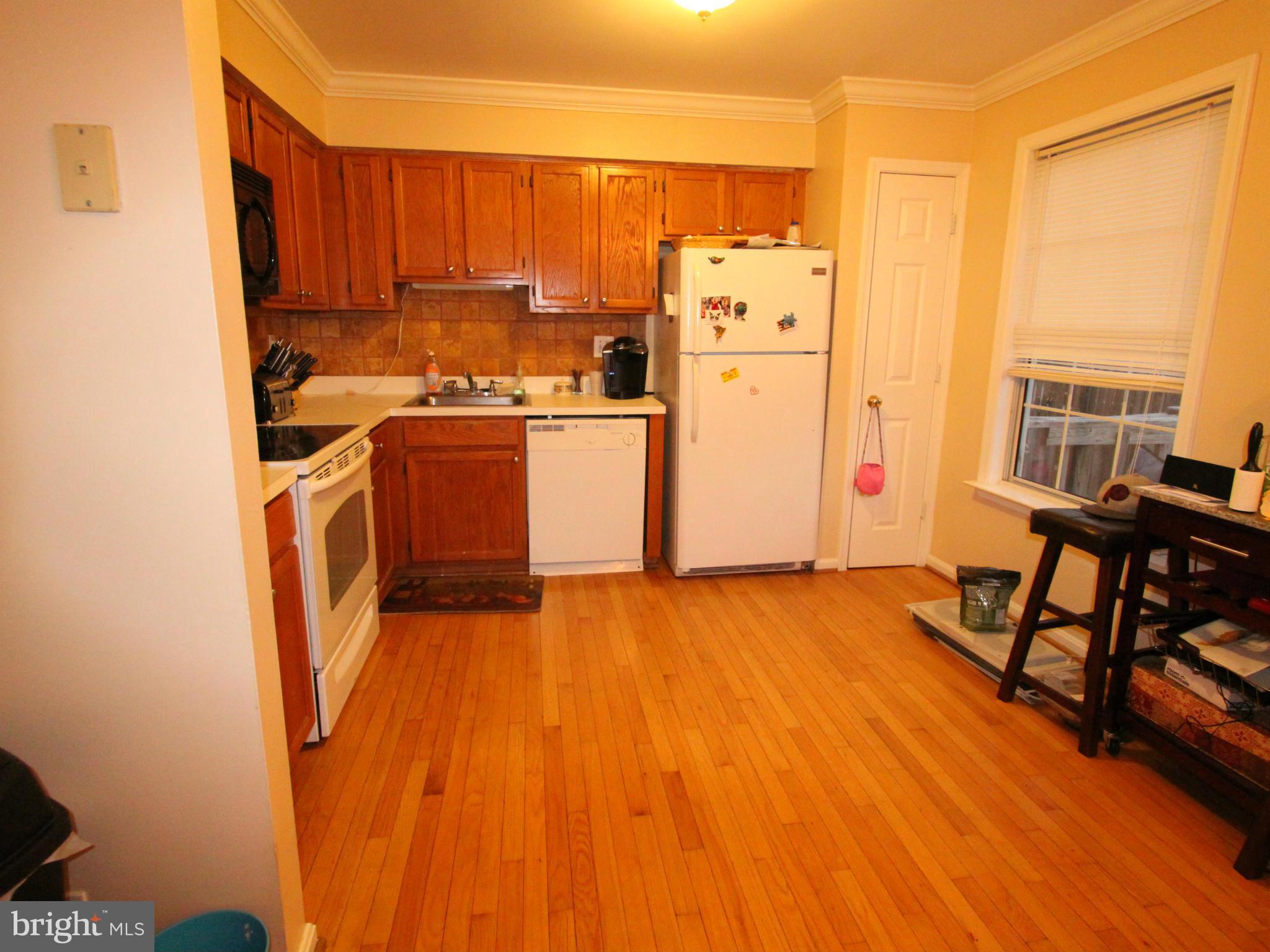 WILLIAMSTOWN - Residential