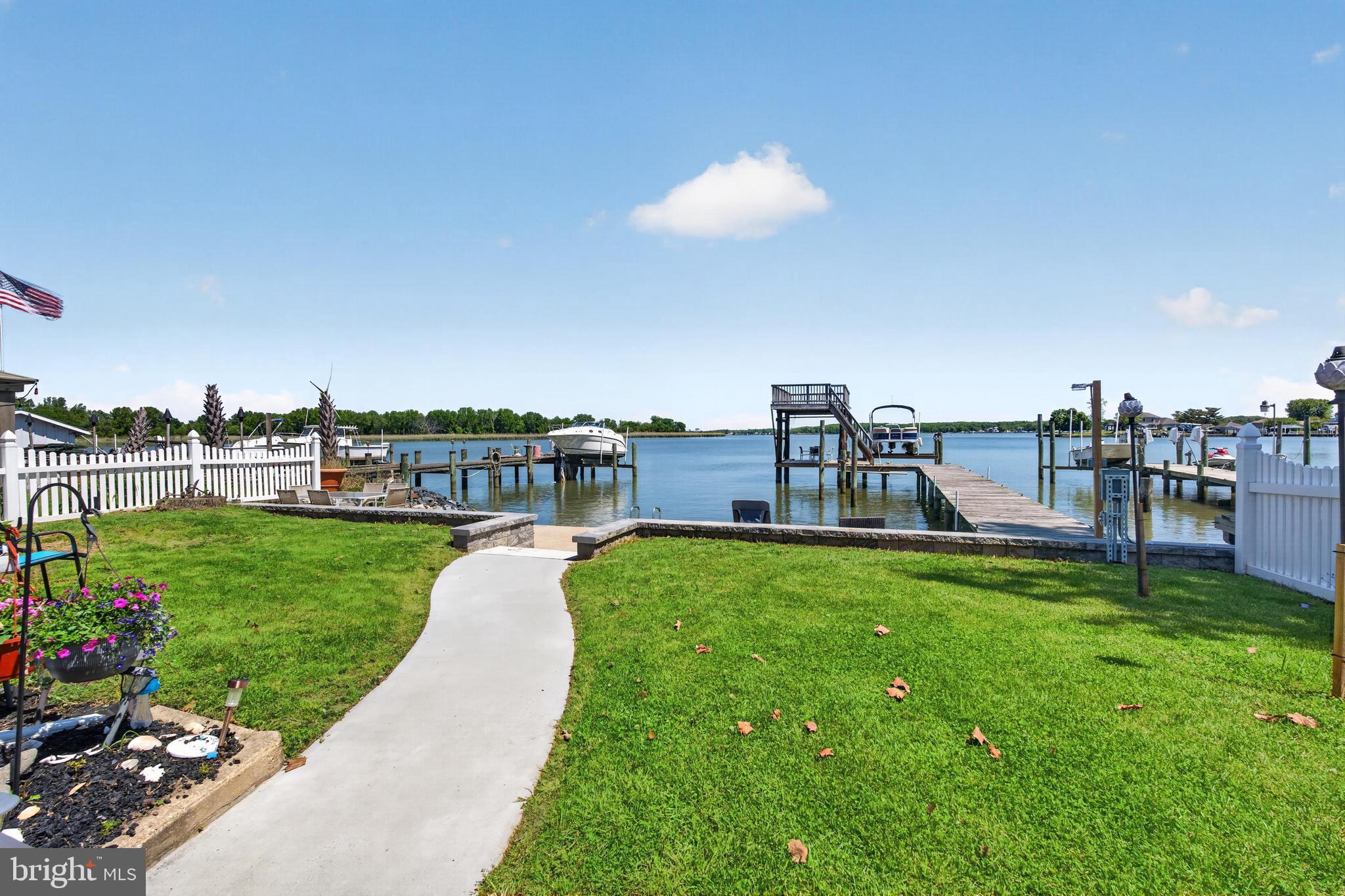 LYNCH POINT - Residential