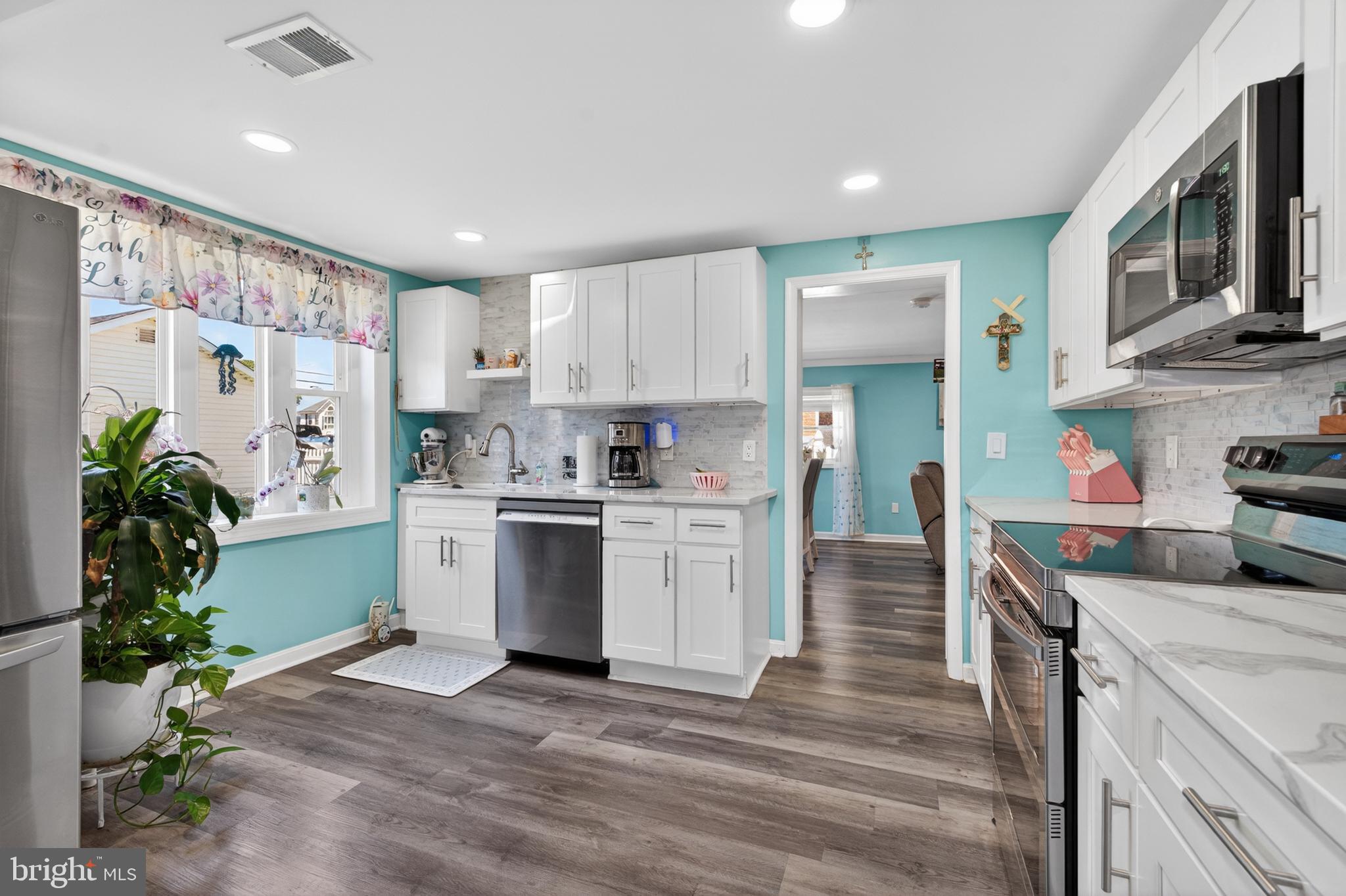 LYNCH POINT - Residential