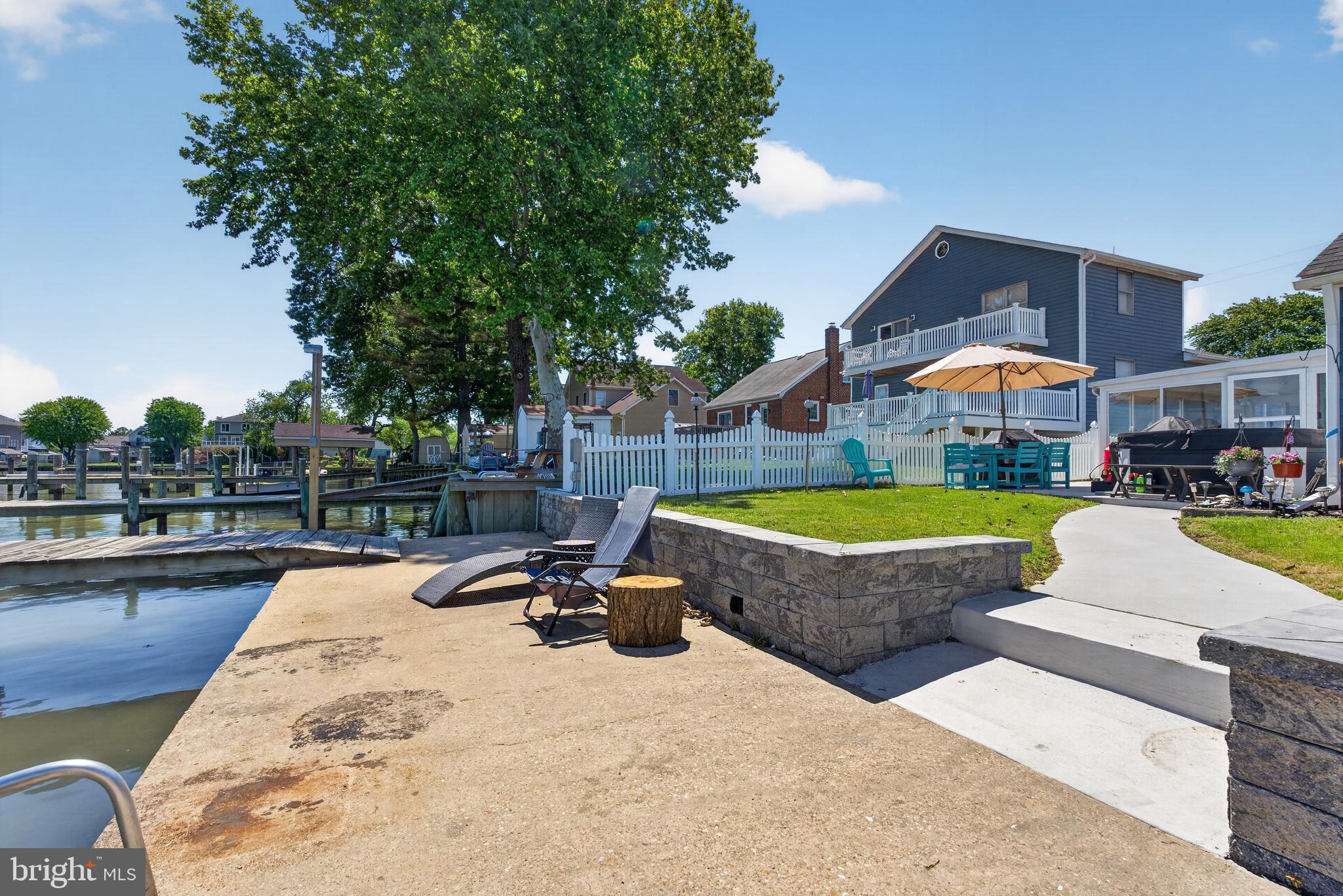LYNCH POINT - Residential