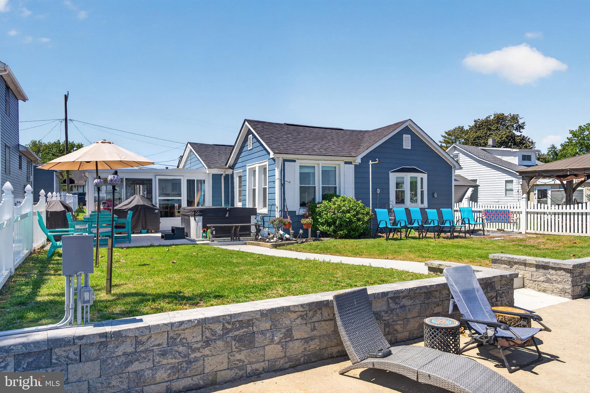 LYNCH POINT - Residential